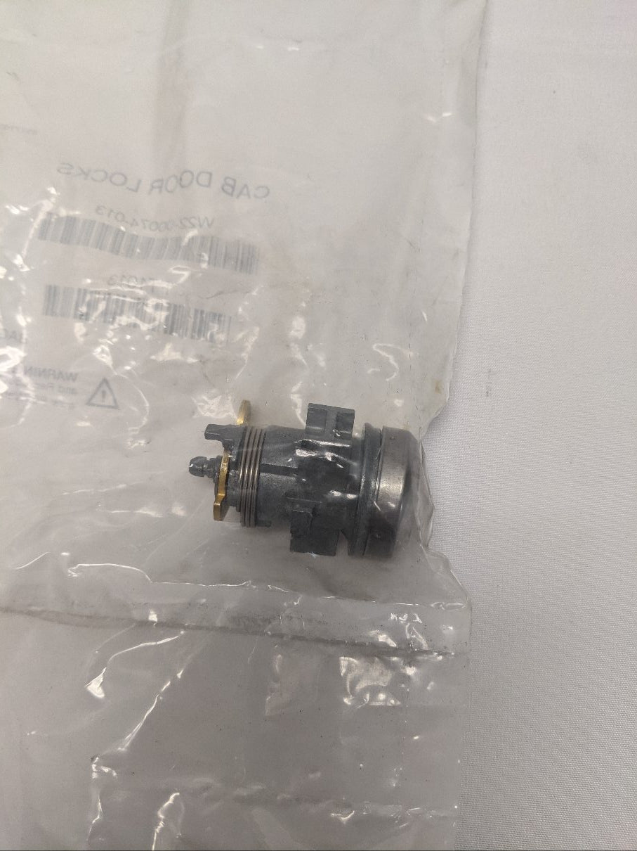 Freightliner Cascadia P4 Door & Ignition Lock Set W22-00074-013