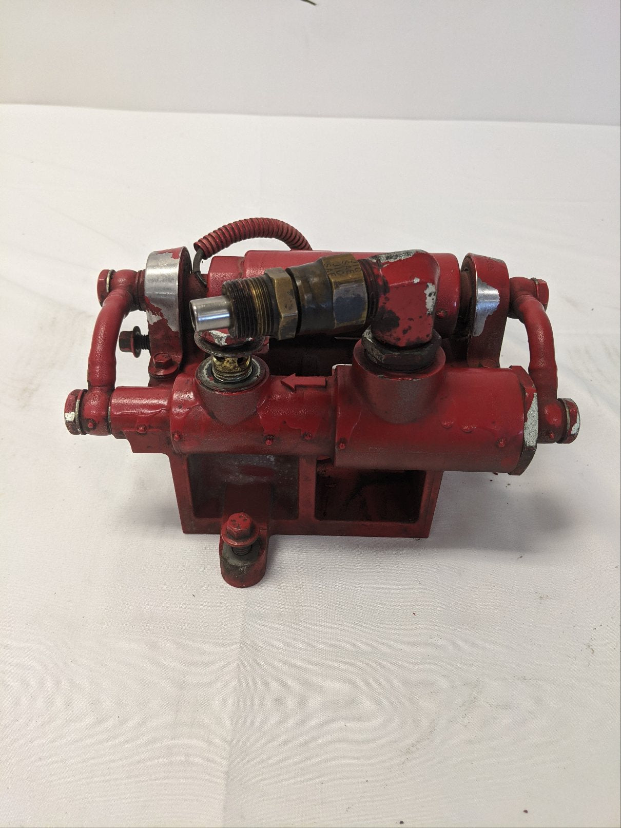 Used Cummins ISX DPF Fuel Transfer Pump & Housing - P/N 3686735