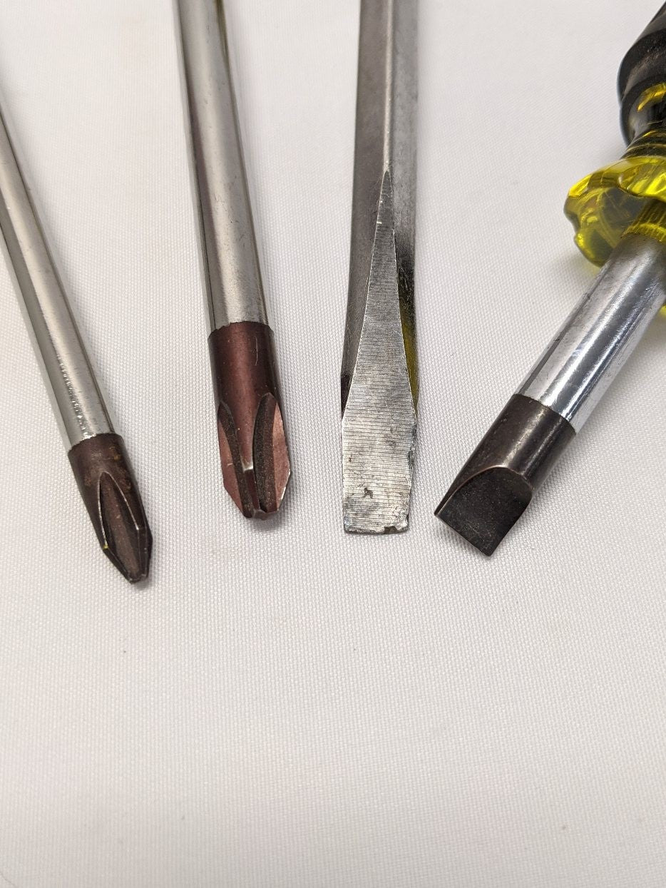 *Lot of 4* Used Klein Tools Philips and Flathead Screwdriver Set