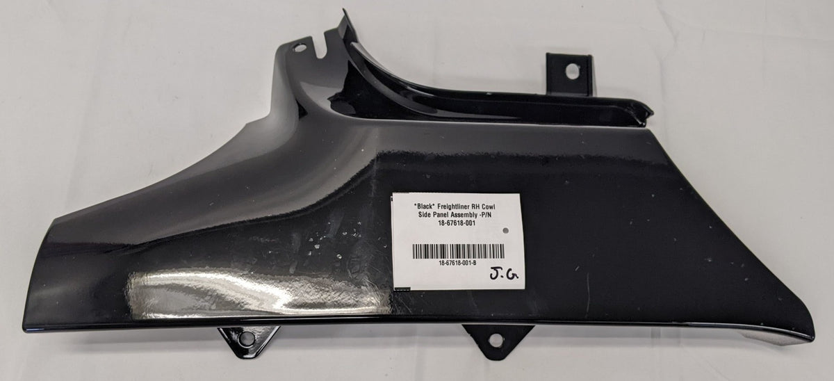*Black* Freightliner M2 RH Side Cowl Panel Assembly -P/N 18-67618-001