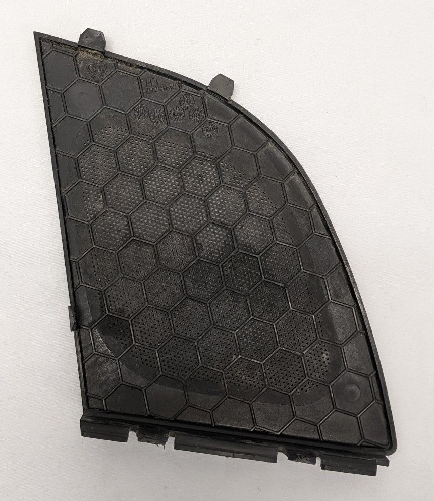 Used Freightliner Cascadia Left-Hand Door Speaker Grill - P/N 16915387