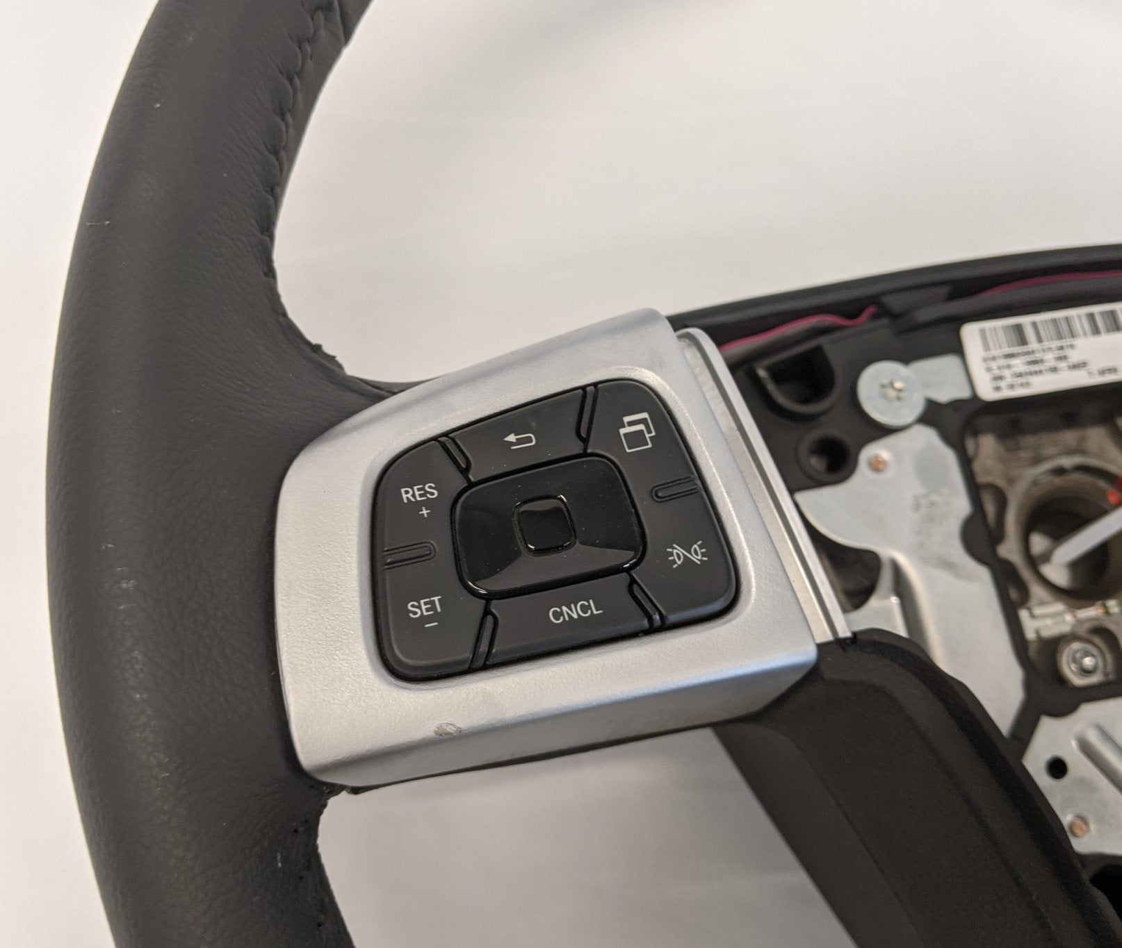 Freightliner Chrome Switch Leather Steering Wheel - P/N  A14-19802-002 (8005873041724)