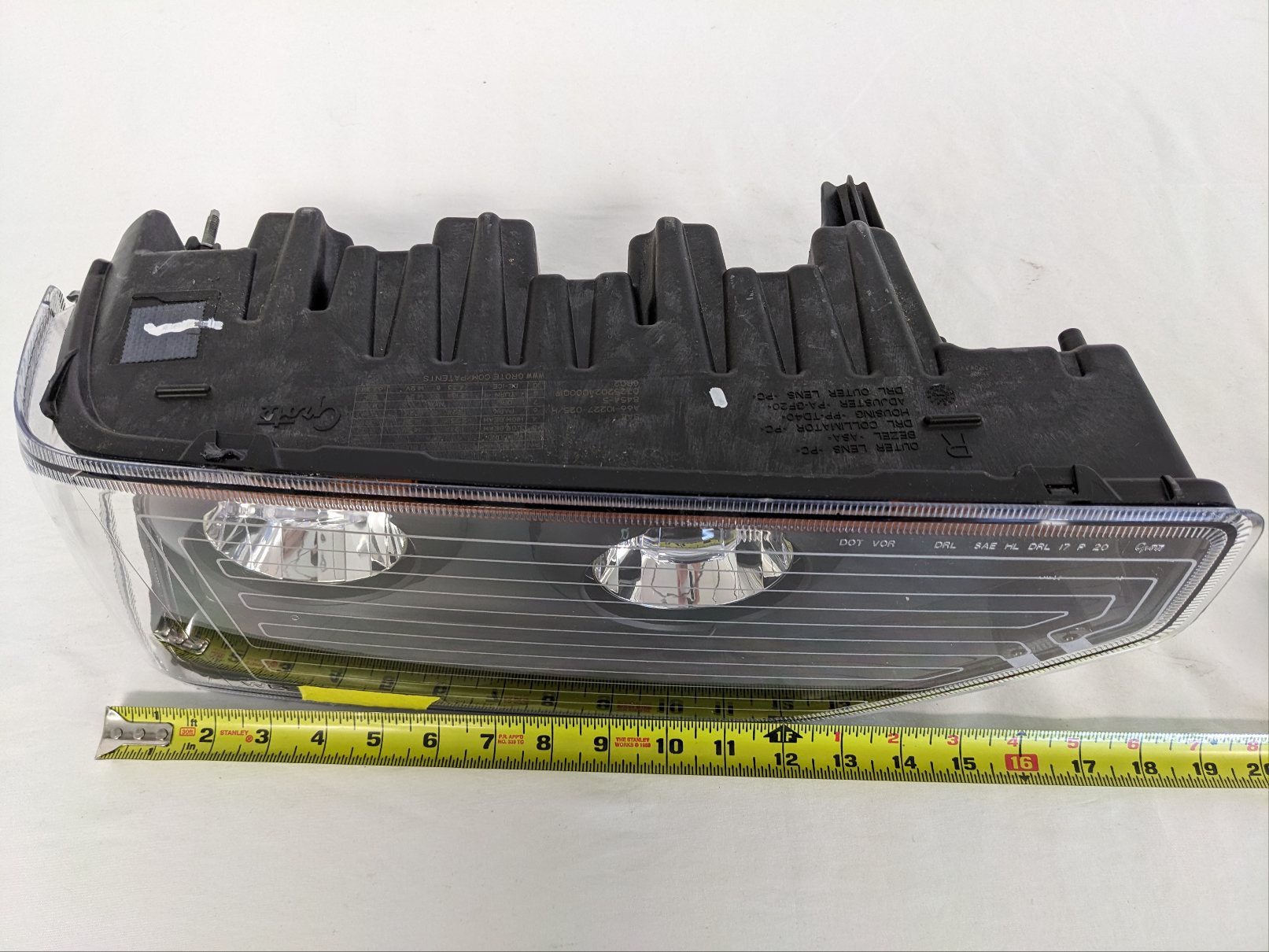 Damaged Western Star 47X & 49X SFA RH Heated Headlight - P/N A66-10227-025 (9946466582844)