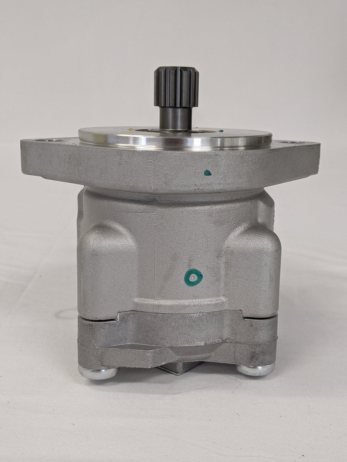 New Freightliner MD 201618LES Power Steering Pump - P/N 14-20739-011 (10162194088252)