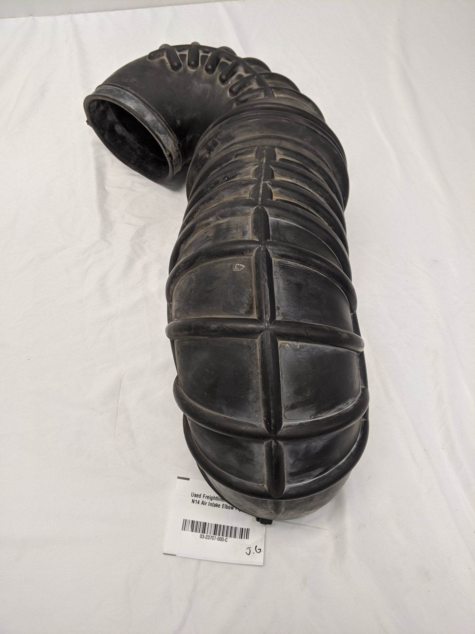 Freightliner Air Intake Elbow Pipe (03-23707-000) - Used