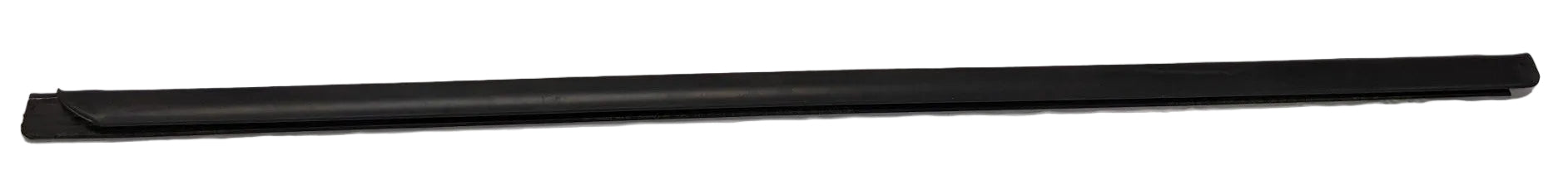 Western Star Door Window Waist Seal Window Sweep | 18-71290-001