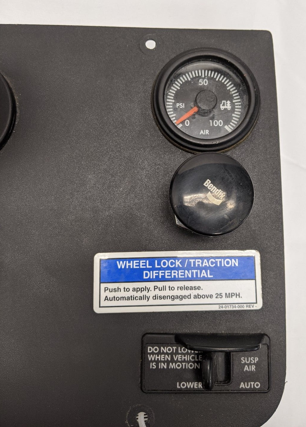 Used Freightliner Cascadia P3 Auxiliary Instrument Panel -P/N 22-60660-000