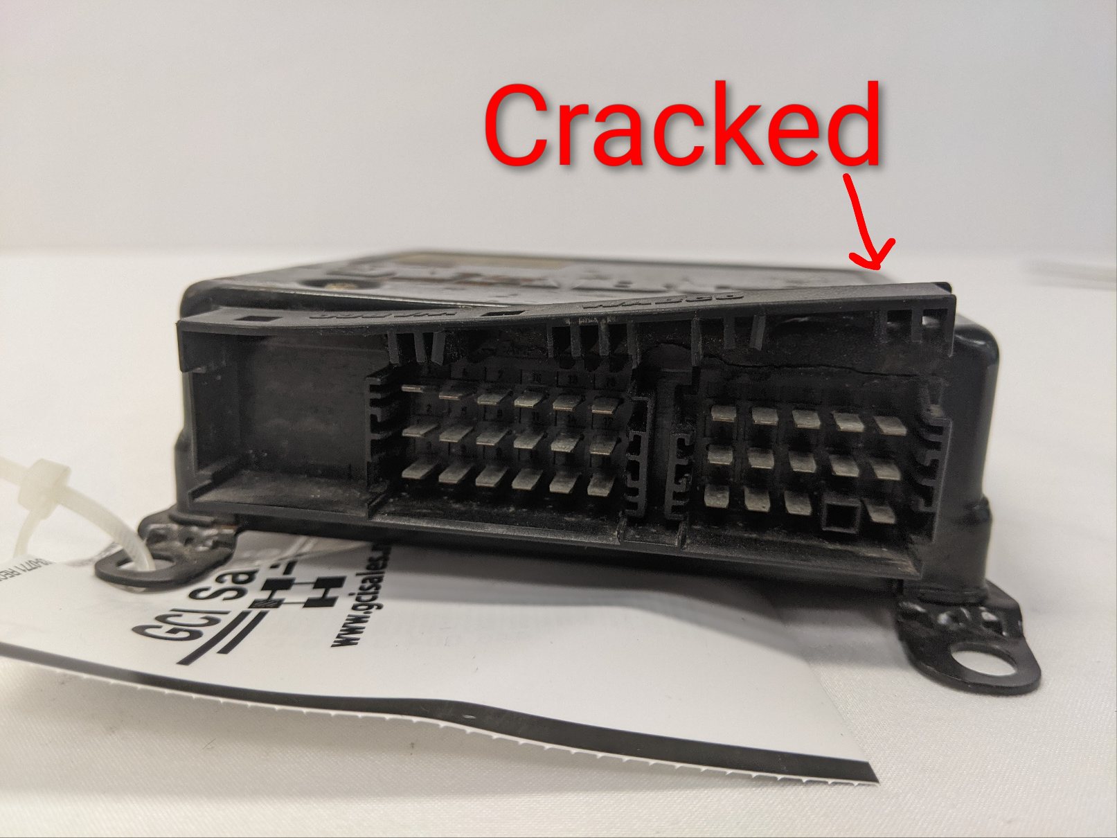 Damaged Wabco D-Basic 4S4M ABS Electronic Control Module - P/N WAB 446 004 313 0