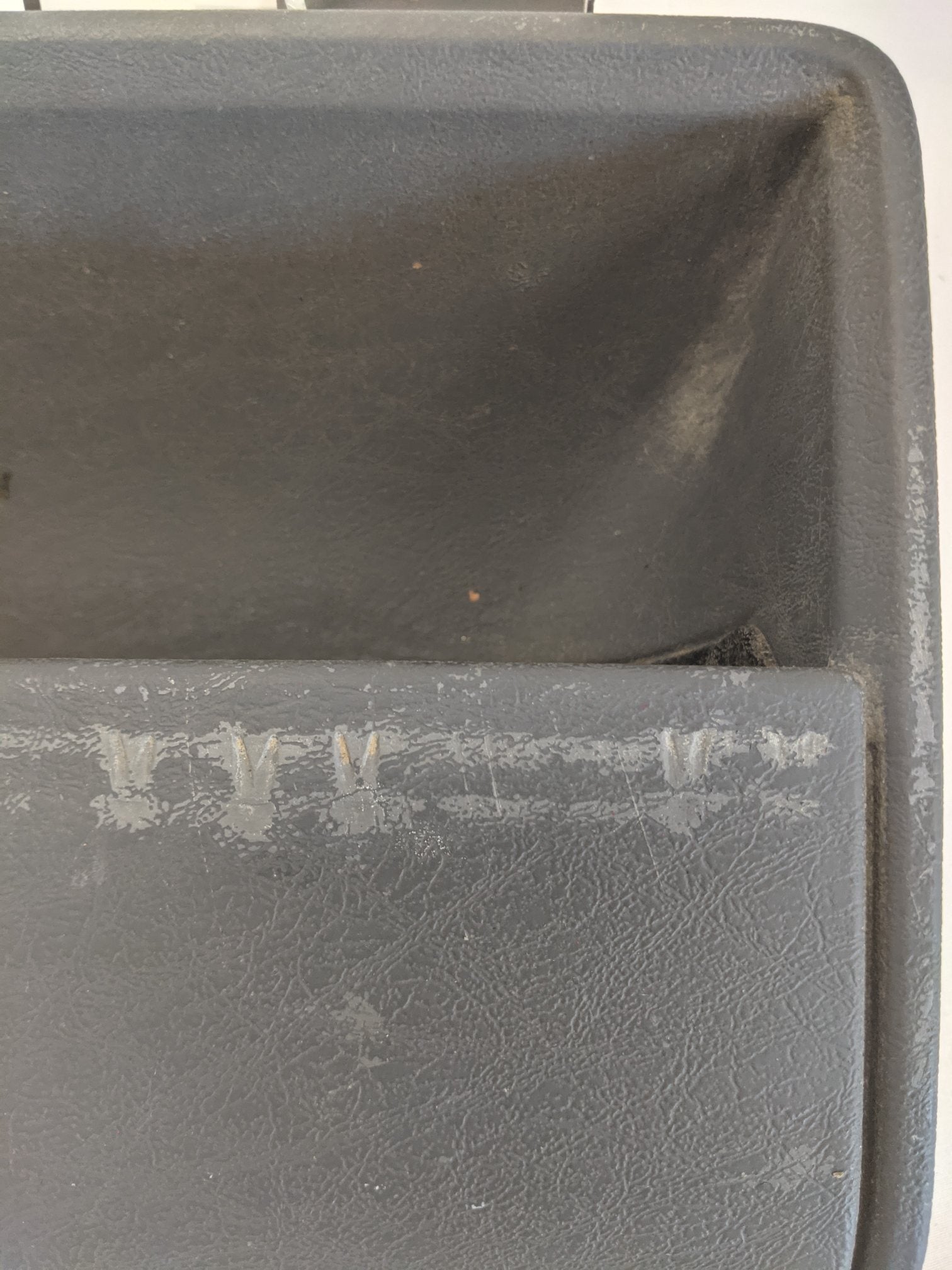 Used Freightliner Columbia Sun Glasses Pocket Insert - P/N 22-44405-000 (10175159337276)