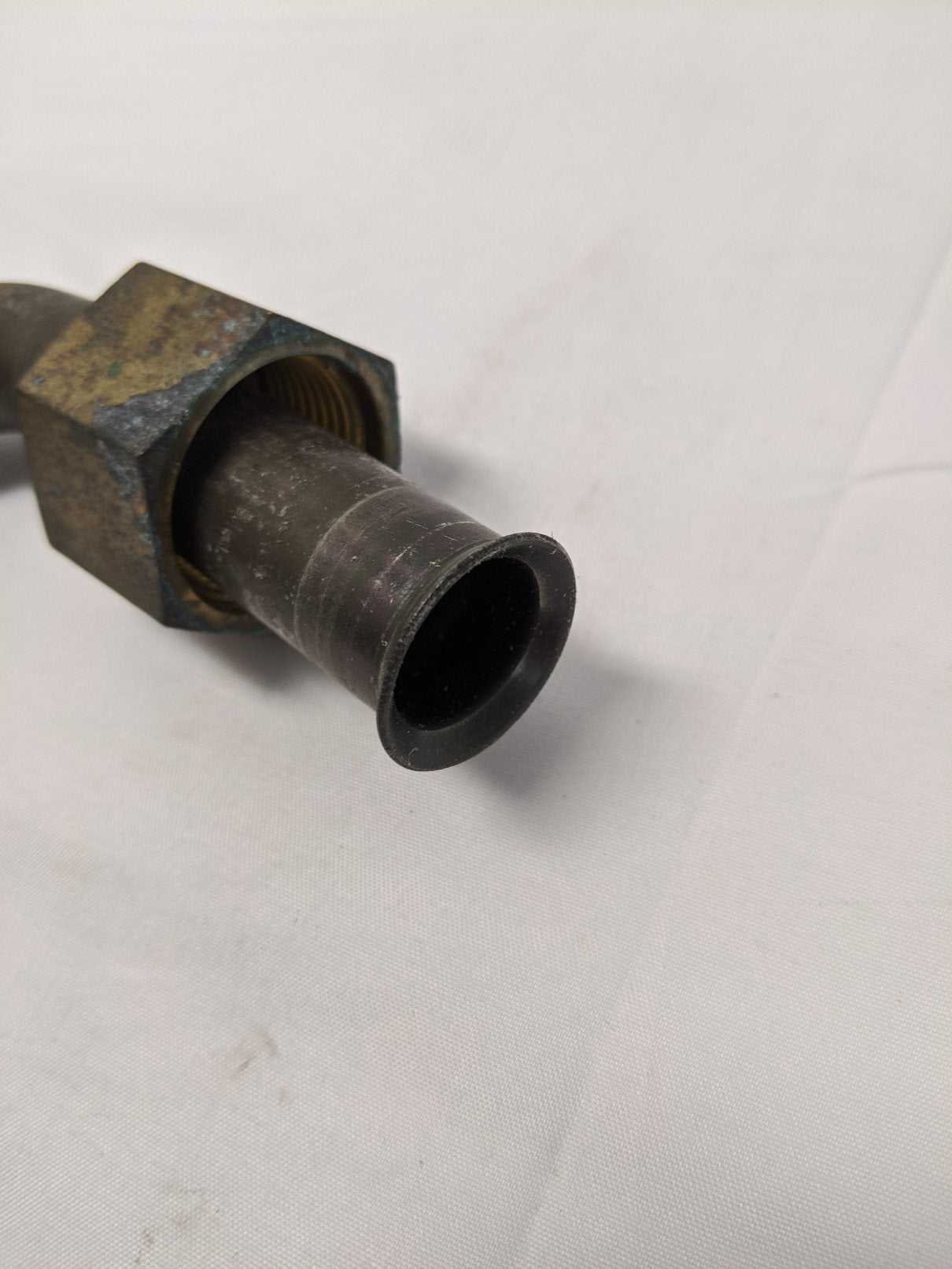 Used Freightliner Day Cab Heater Supply Pipe - P/N A05-27828-000