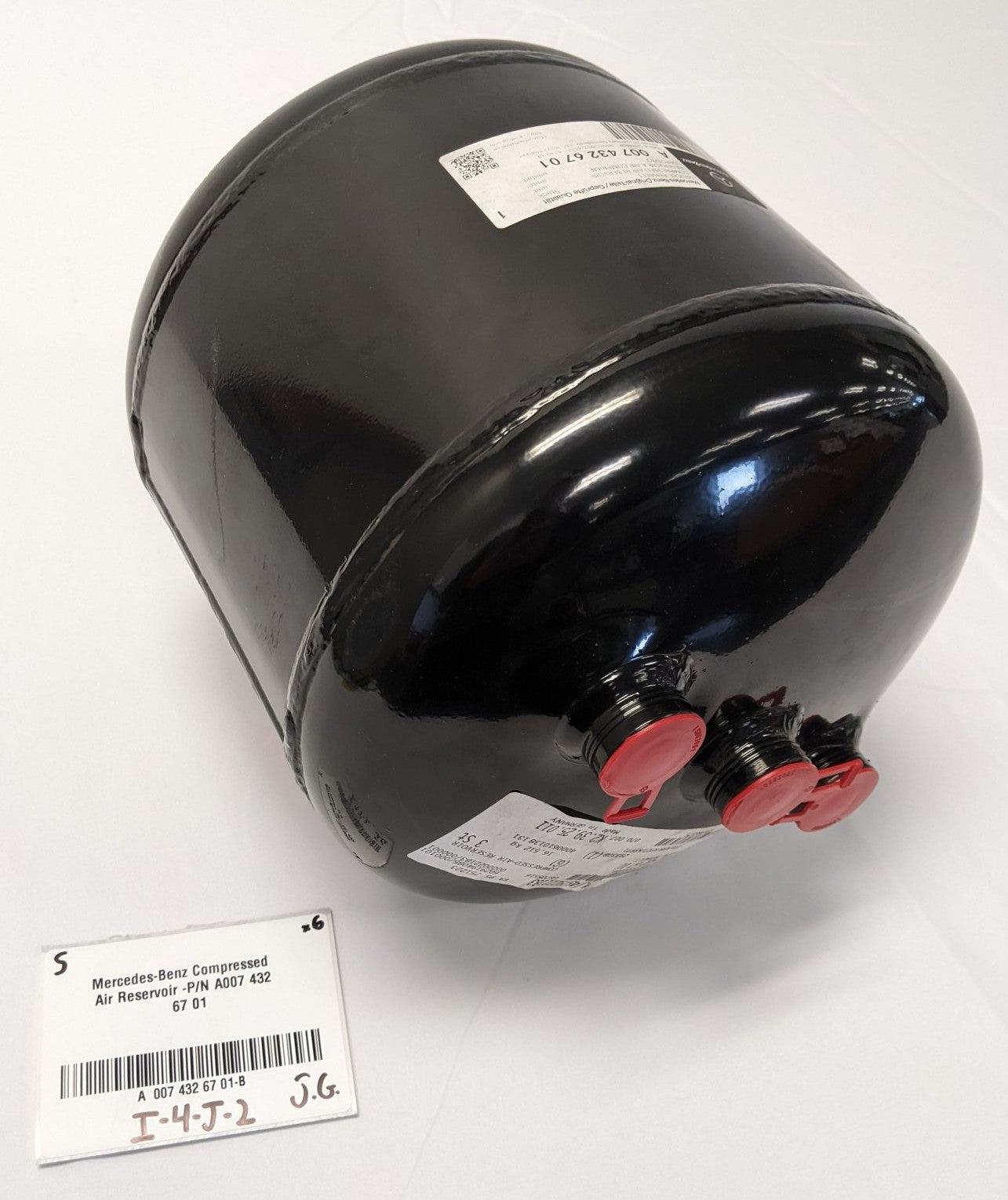 Mercedes-Benz Compressed Air Reservoir -P/N A007 432 67 01