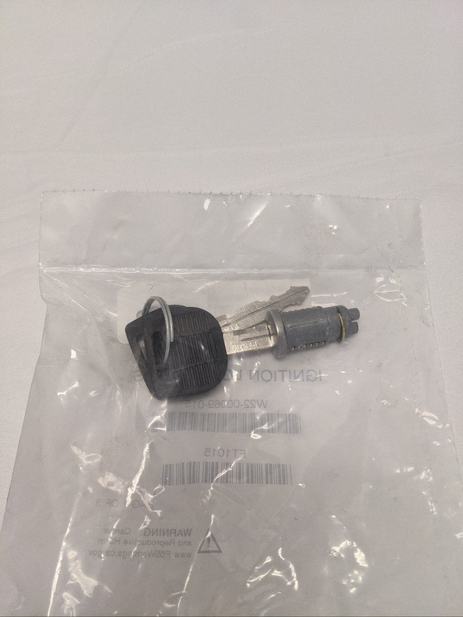 Freightliner M2 P3 2-Key Door & Ignition Lock Set | W22-00069-015