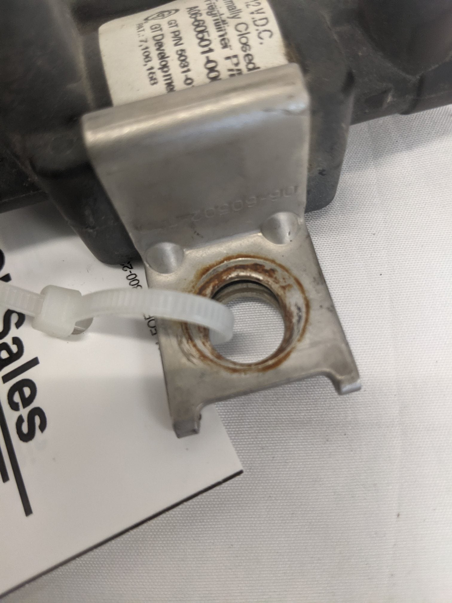 Used Freightliner Pneumatic Fan Clutch Solenoid Valve - P/N A06-60501-005