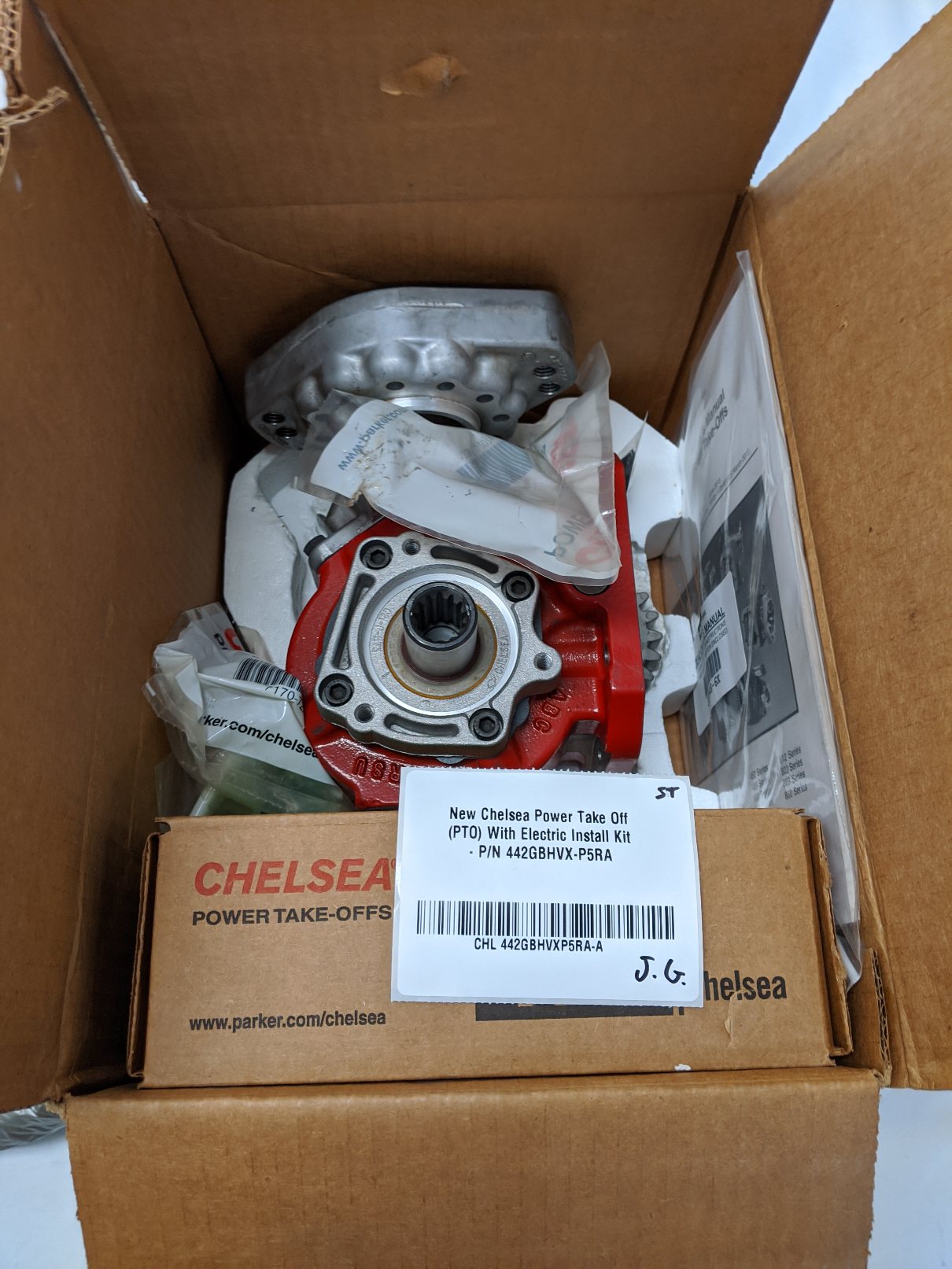 Chelsea Power Take Off (PTO) With Electric Install Kit - 442GBHVX-P5RA