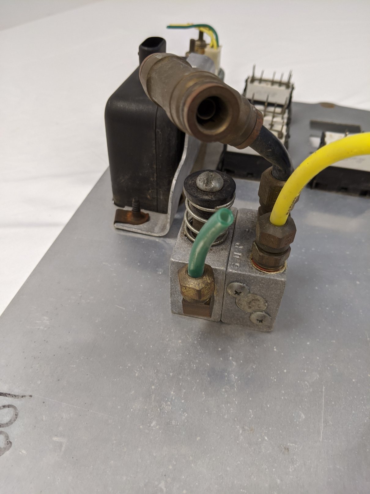 Freightliner Columbia Auxiliary Dash Instrument Panel 22-45867-010