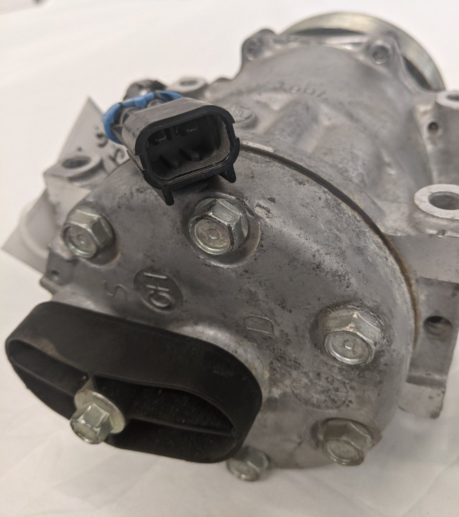 Freightliner Air Conditioning Refrigerant Compressor - P/N SKI 4417