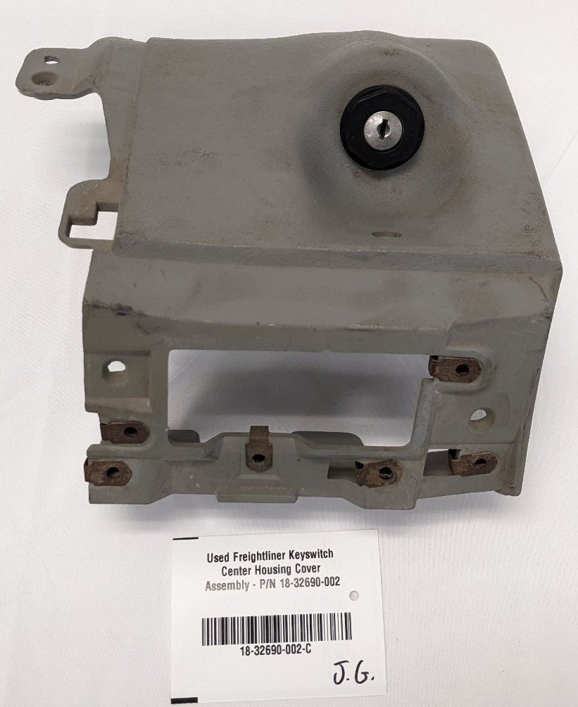Used Freightliner Columbia Keyswitch Center Housing Cover Assembly - P/N 18-32690-002