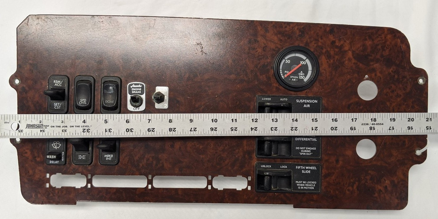 Freightliner Columbia Center Instrument Dash Panel (22-45867-000)