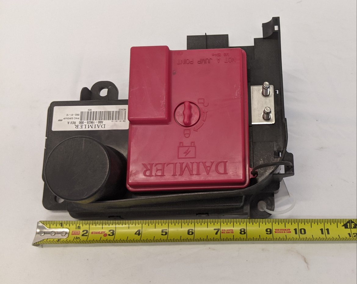 New Freightliner Daimler Battery Cable Access Power Module - P/N A66-19628-000 (10171273576764)
