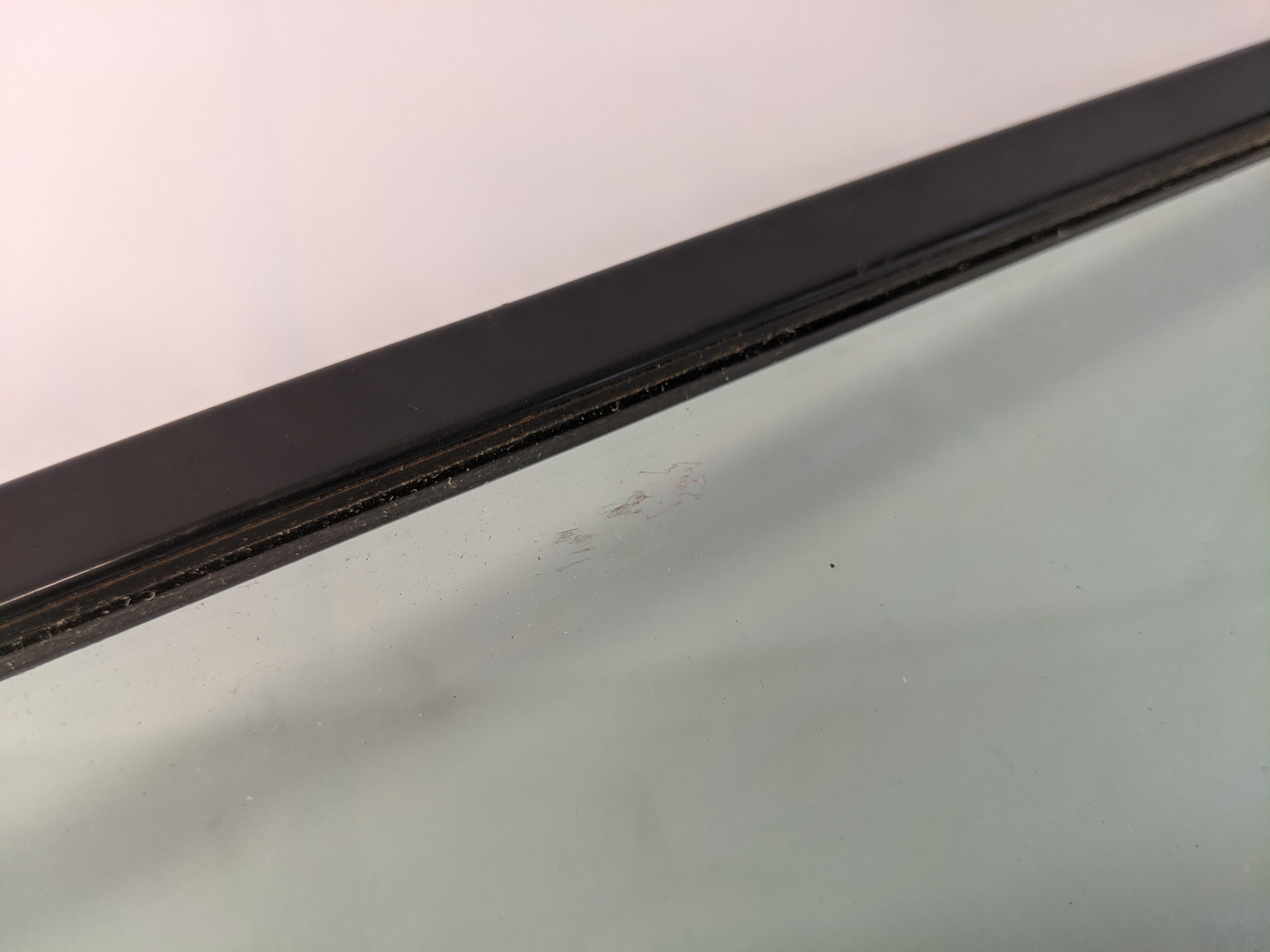 Used Freightliner FLD Classic RH Tinted Vent Window - A18-17428-003 (10115830808892)