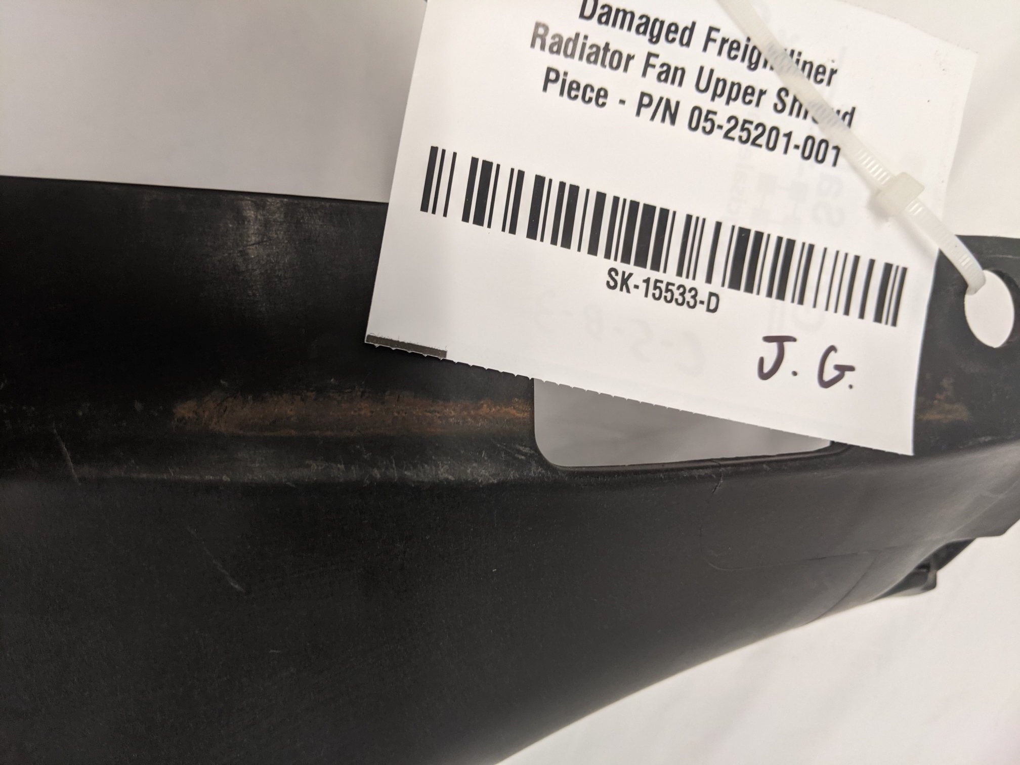 Damaged Freightliner Radiator Fan Upper Shroud Piece - P/N 05-25201-001