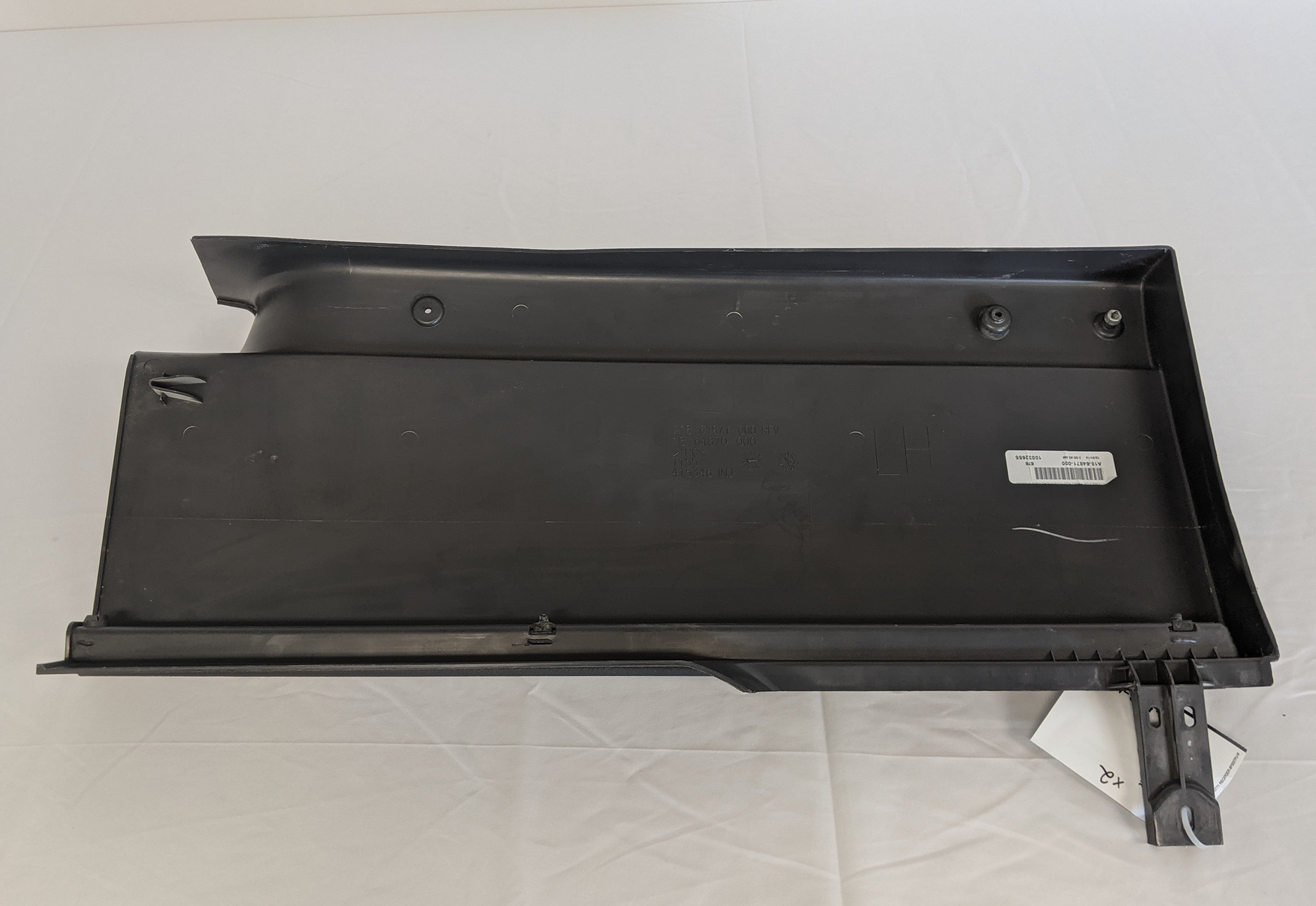 Freightliner Cascadia Overhead Console Panel (A18-64871-000)