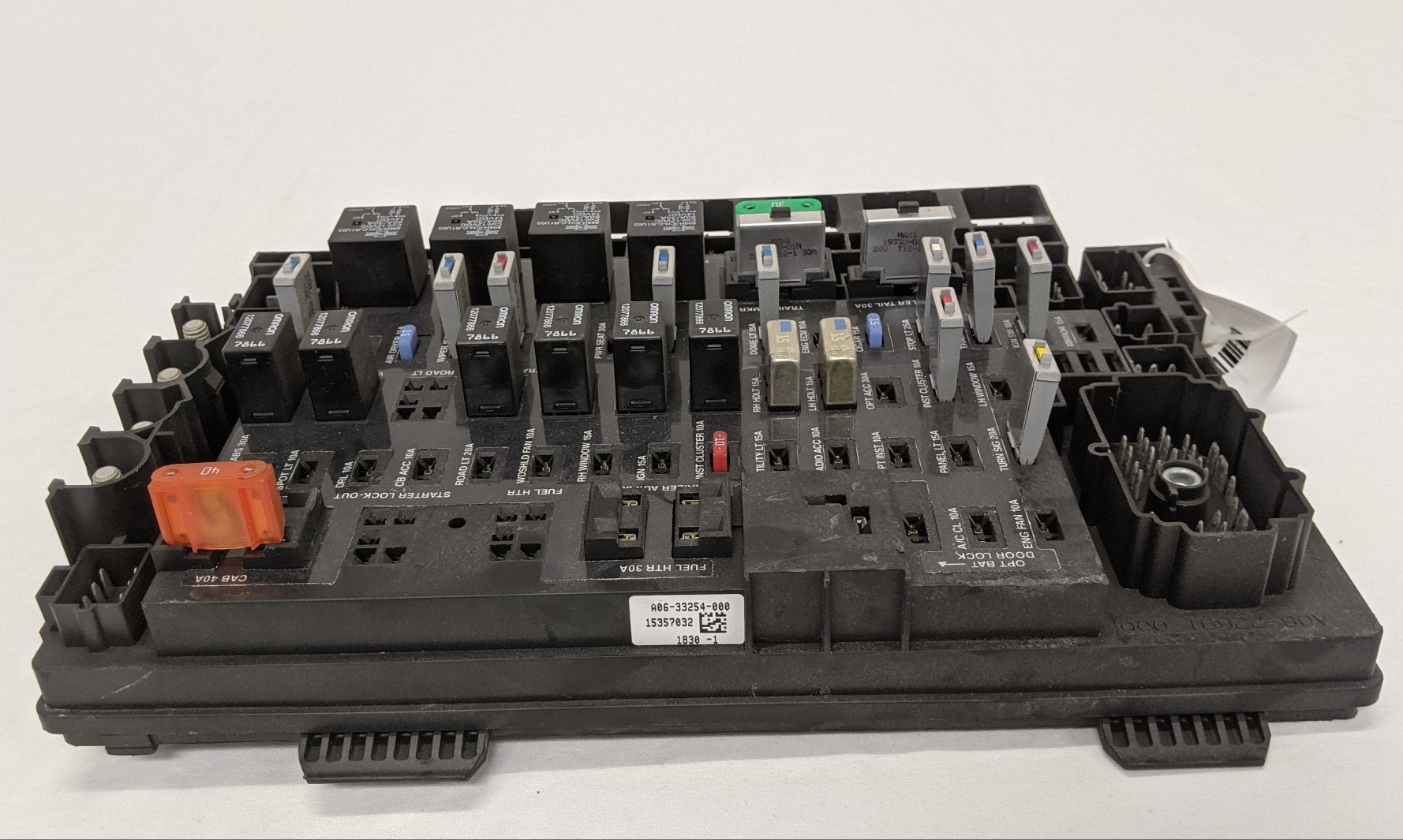 Freightliner Coronado, Columbia PDM Main Power Module - P/N A06-33254-001 (6595108765782)