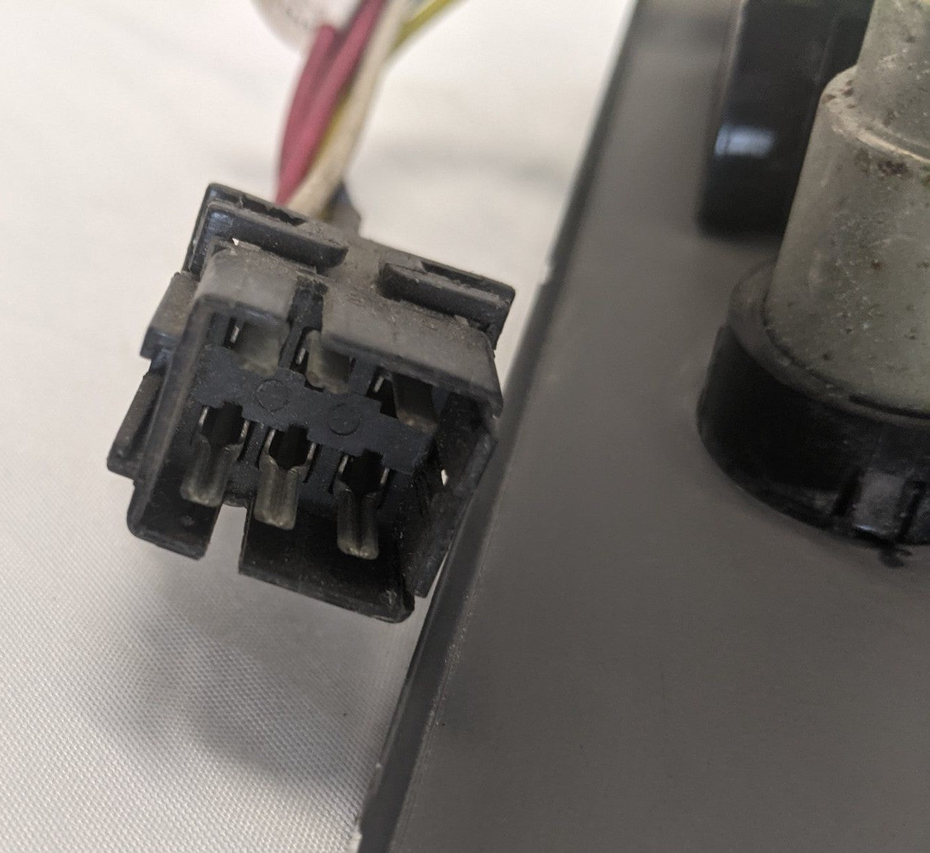 Used Freightliner Columbia Sleeper Cab Control Panel - P/N 22-43811-005