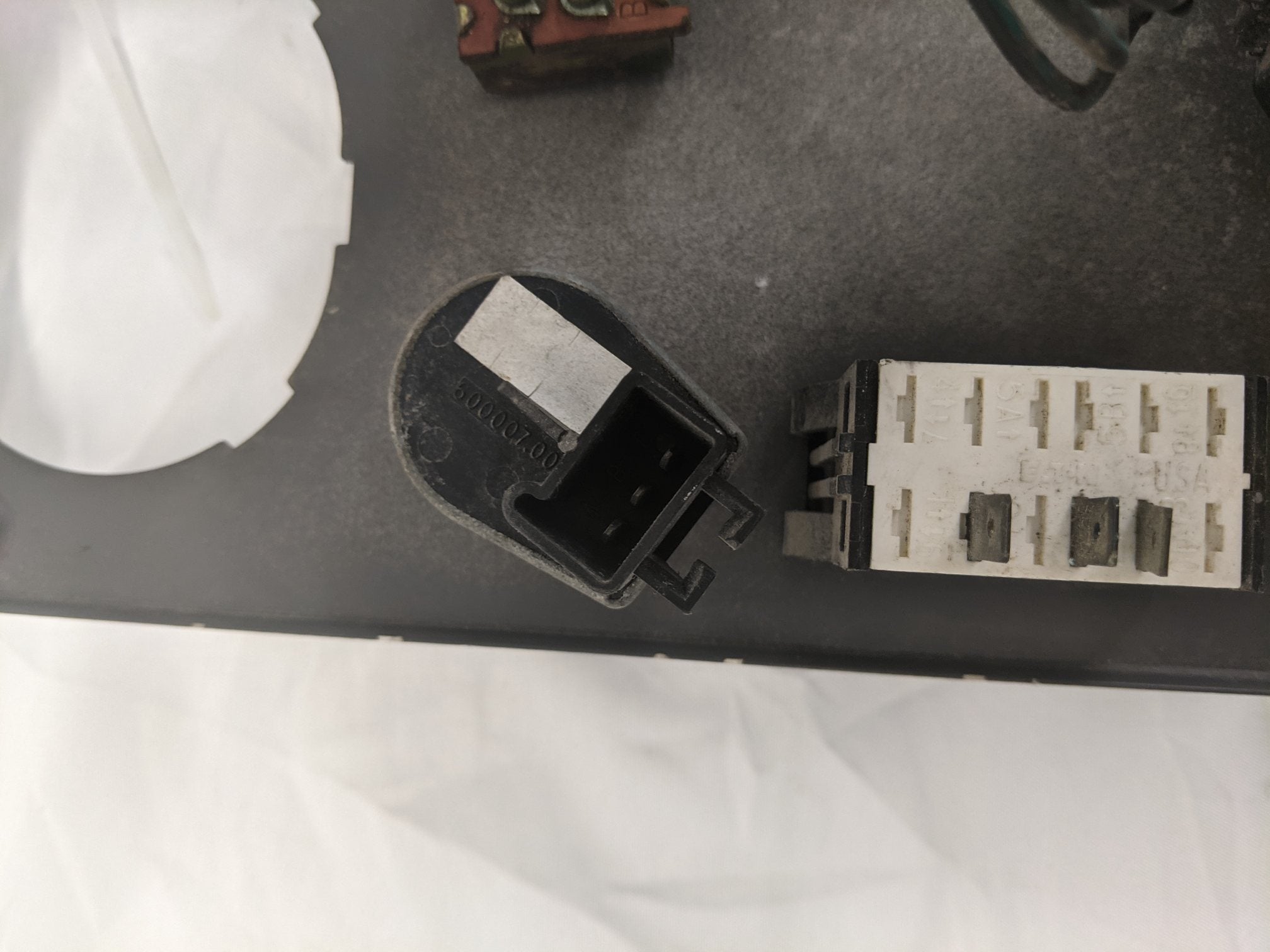 Used Freightliner Columbia Sleeper Cab Control Panel - P/N 22-46623-008