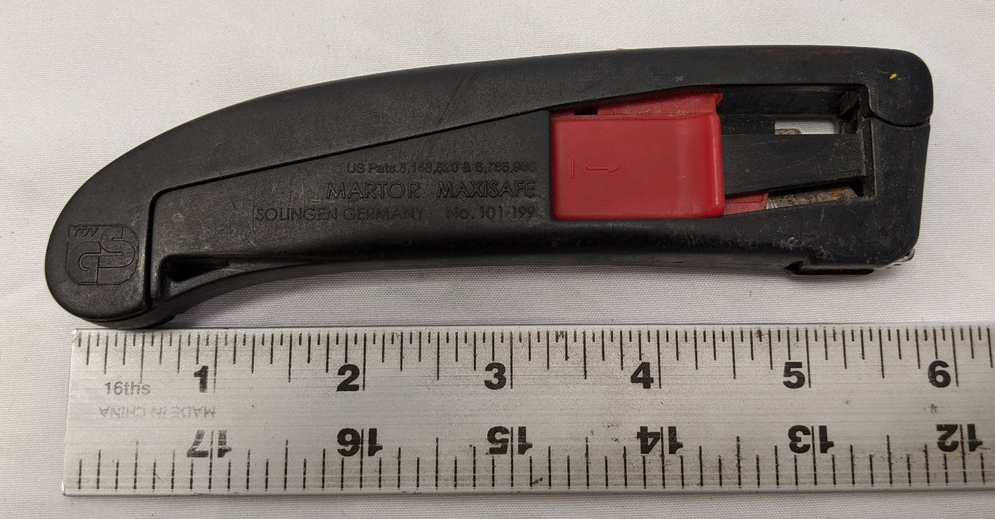 Martor Maxisafe Auto-Retract Safety Knife Lot of 3 101806