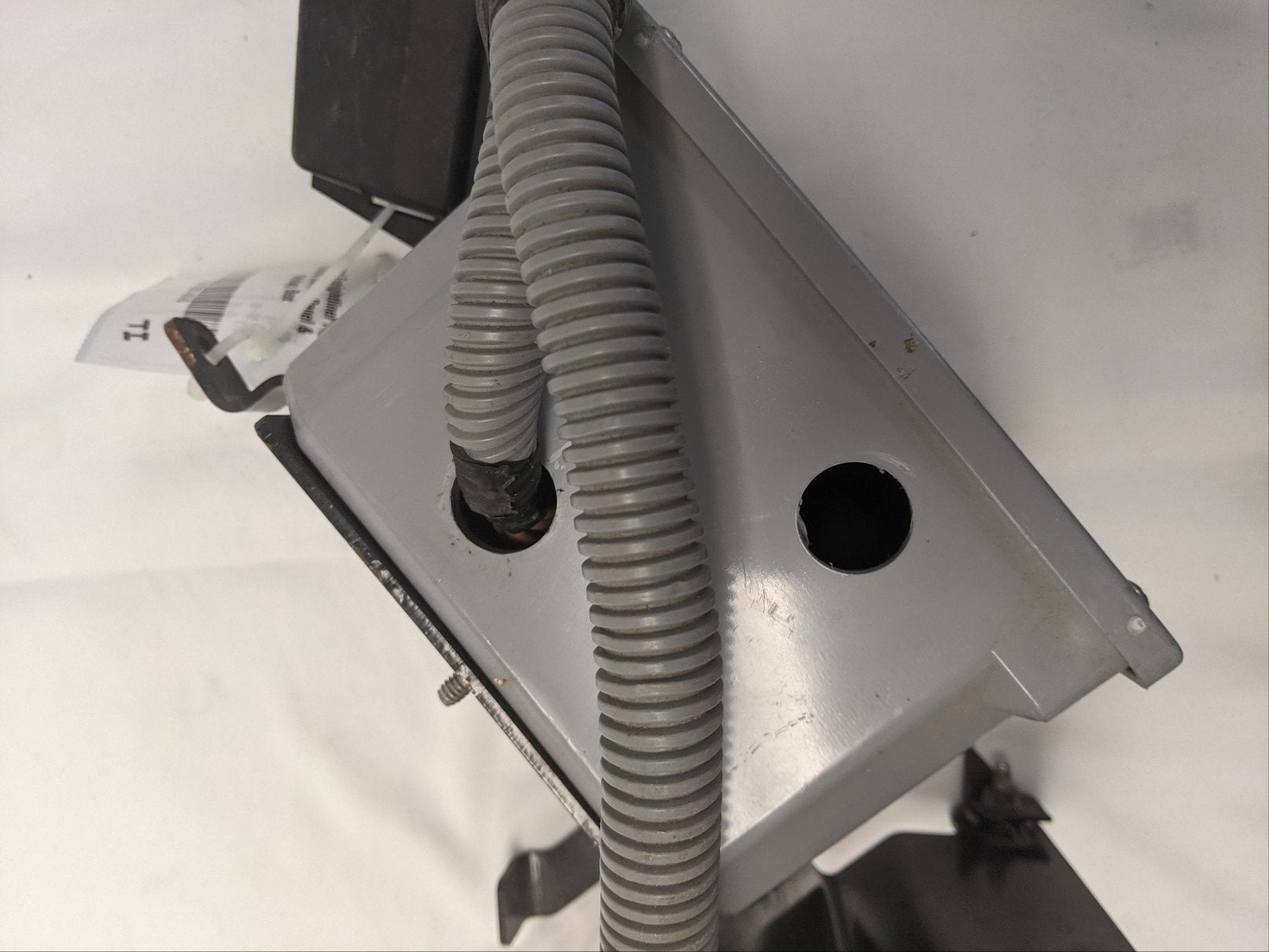 Damaged Freightliner PDB Optional Switch Panel & Wiring Box - P/N A06-77281-002