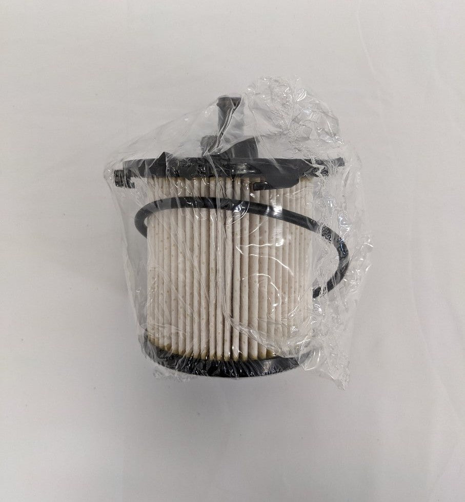 New Freightliner Fleetguard Fuel Filter Cartridge P/N FG FF5871 (10140735013180)
