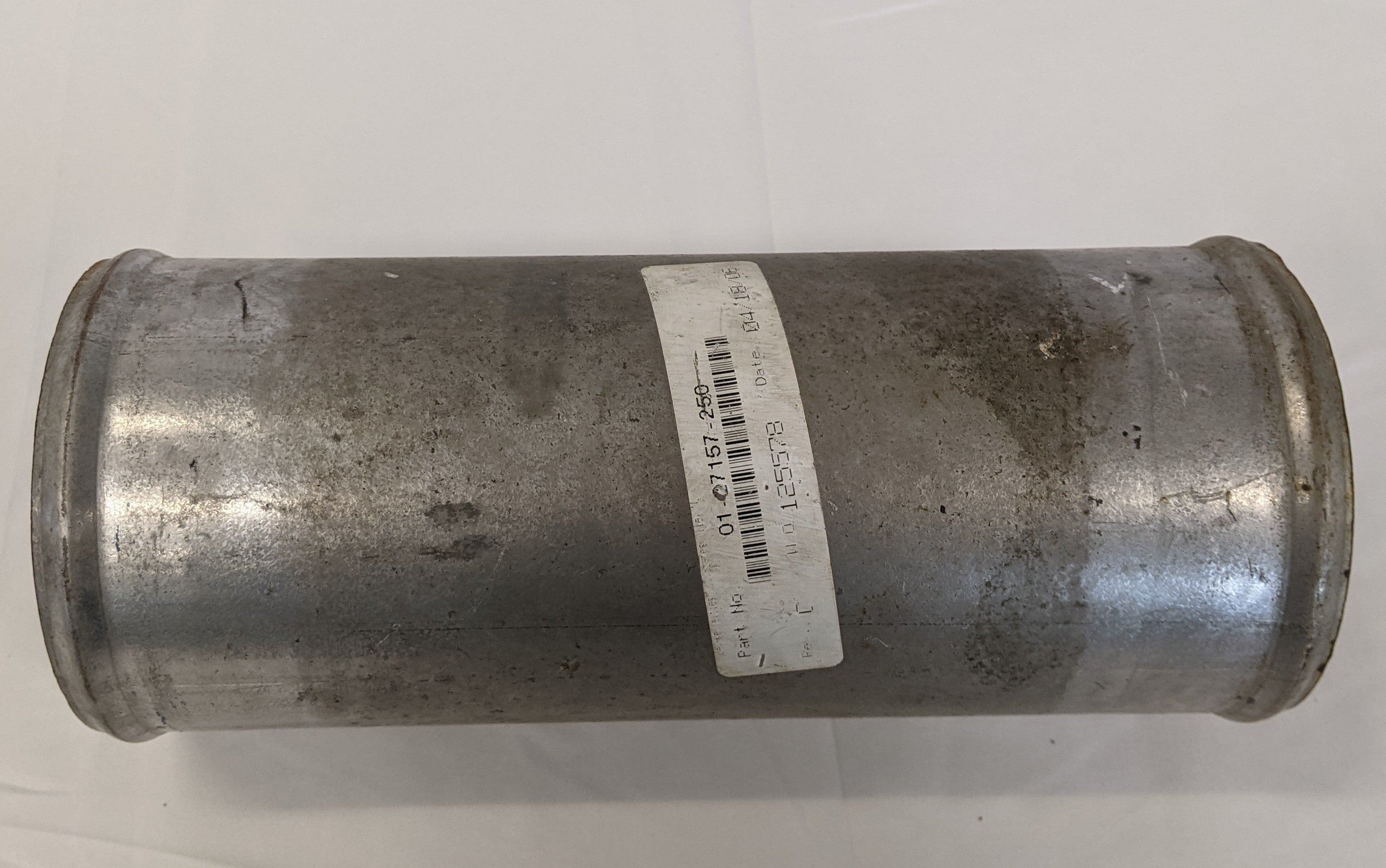 Used Freightliner 4" RH Charge Air Cooler Tube - P/N 01-27157-250 (10041181634876)