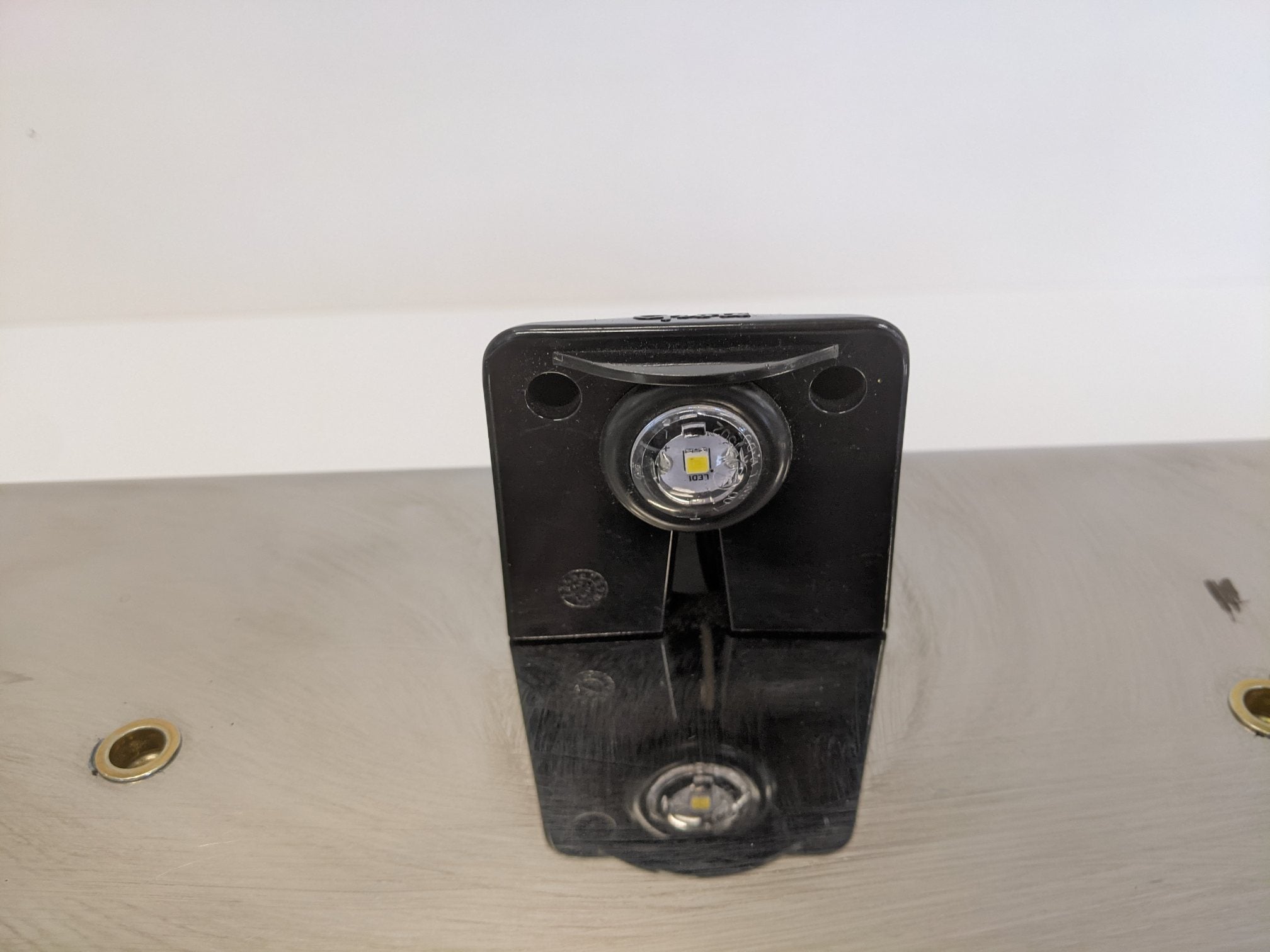 Freightliner Polished Tail Lamp Bracket W/Lights - P/N  A66-15697-002 (10144987545916)