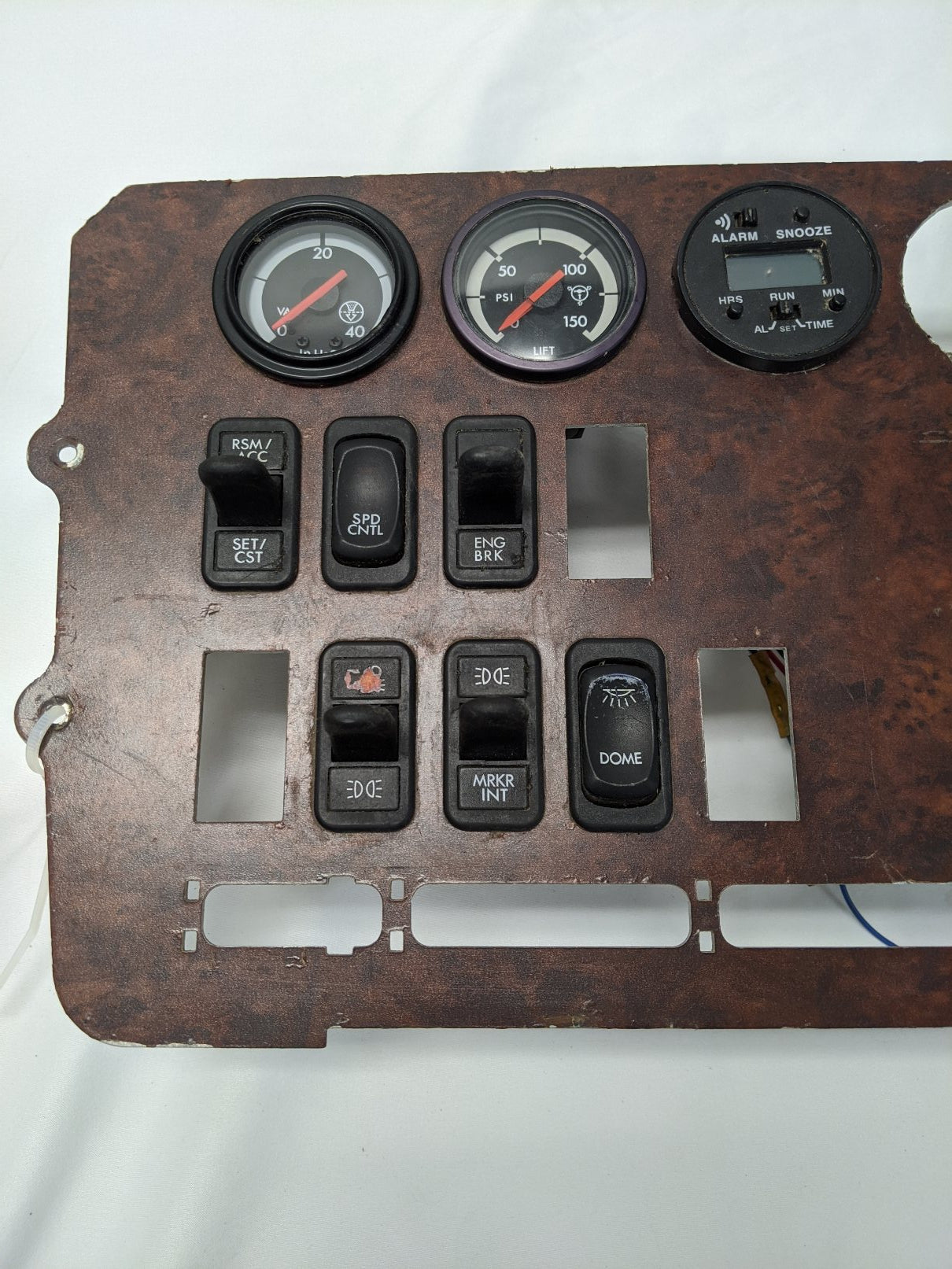 Used Freightliner Columbia Instrument Dash Panel w/ Alarm - P/N 22-45867-000