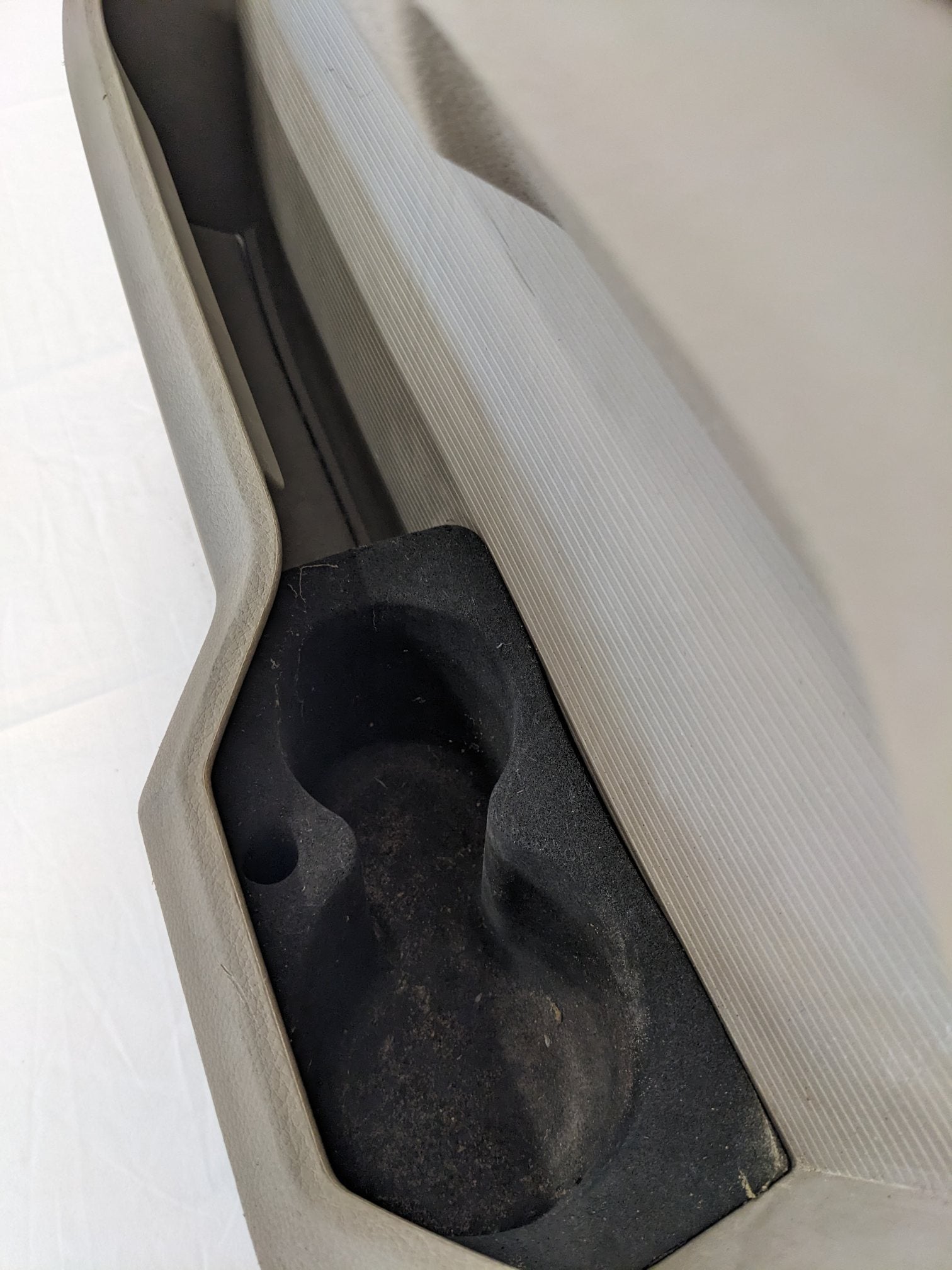Damaged Dodge Ram 1500 Front LH Door Panel Assembly - P/N 00005926-04-0001 (10090302112060)