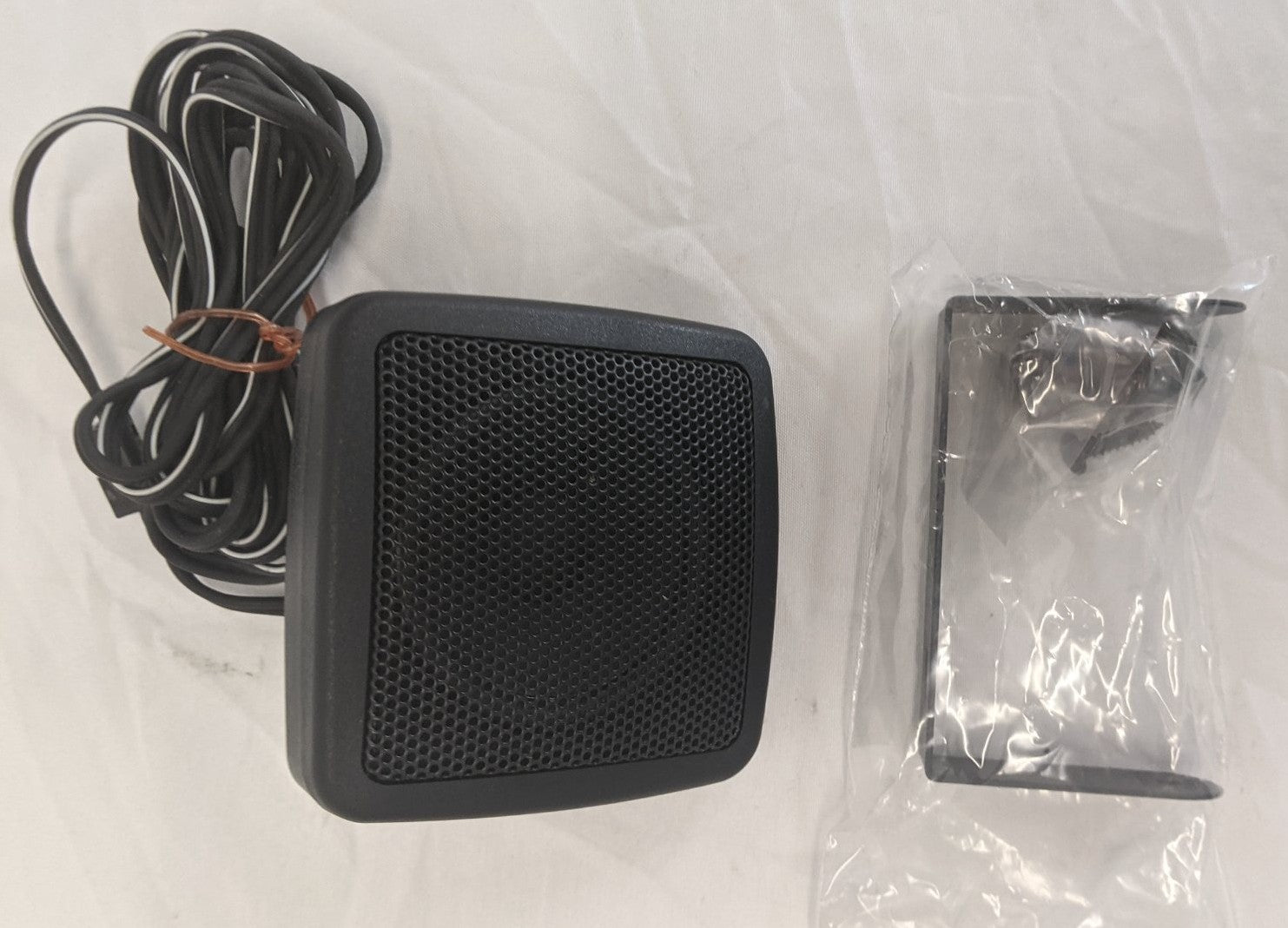 Freightliner Pana-Pacific Speaker w/ Cable Lead And Bracket - P/N PSOPP300610