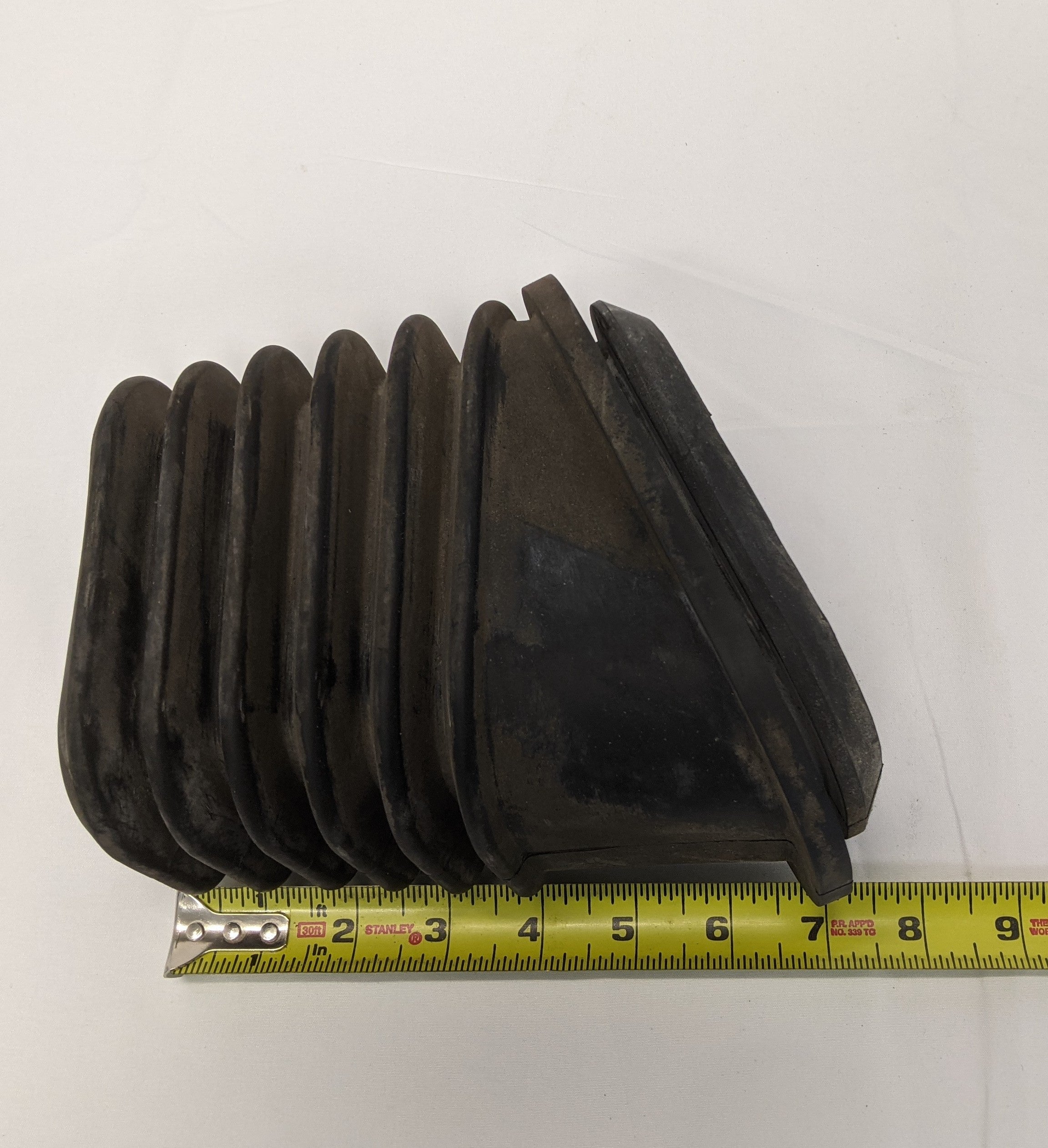 Freightliner Century, Columbia Steering Column Boot - 14-13009-001