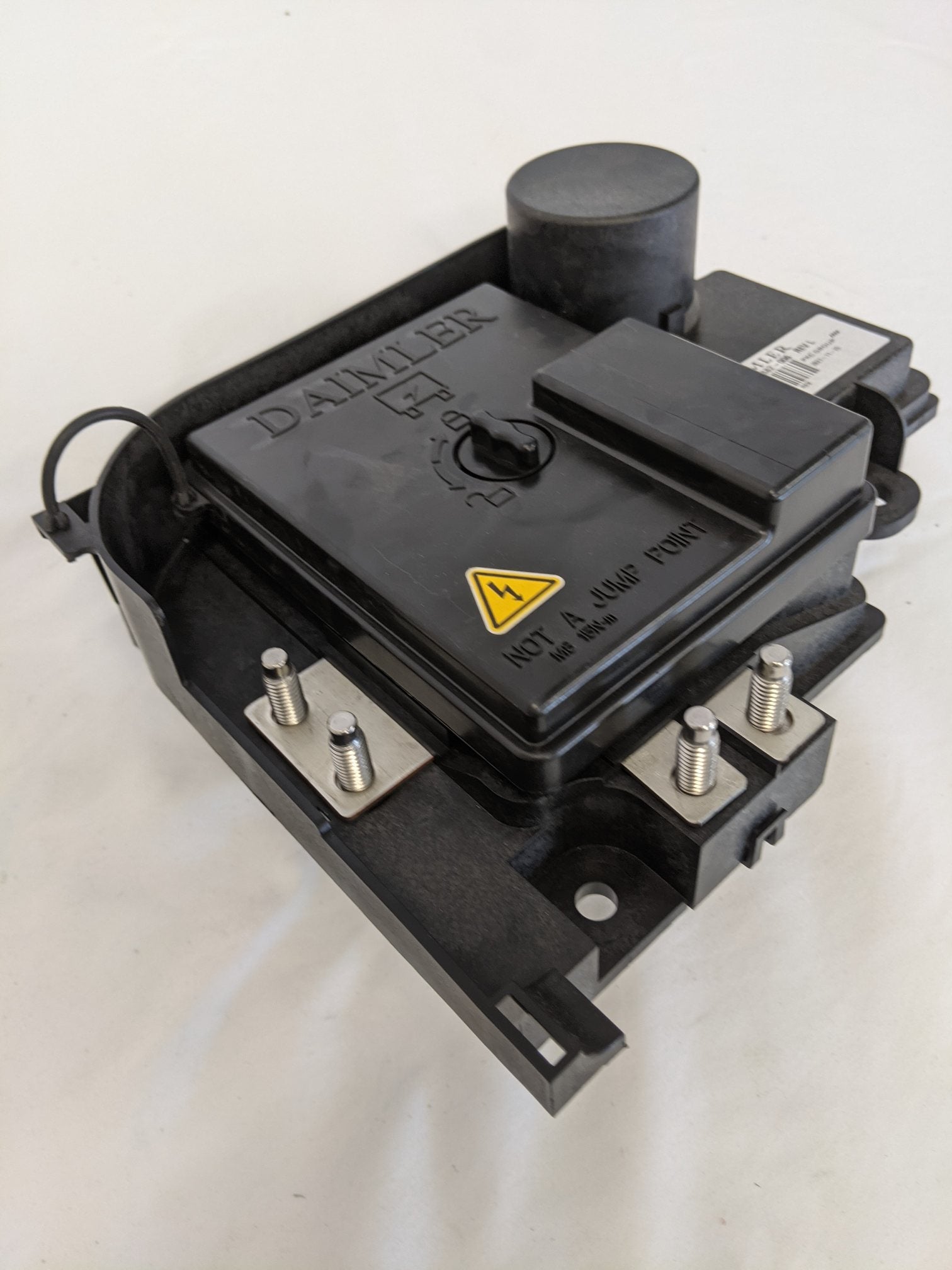Daimler Battery Cable Access Circuit Breaker Module - P/N  A66-01882-006 (4987261419606)