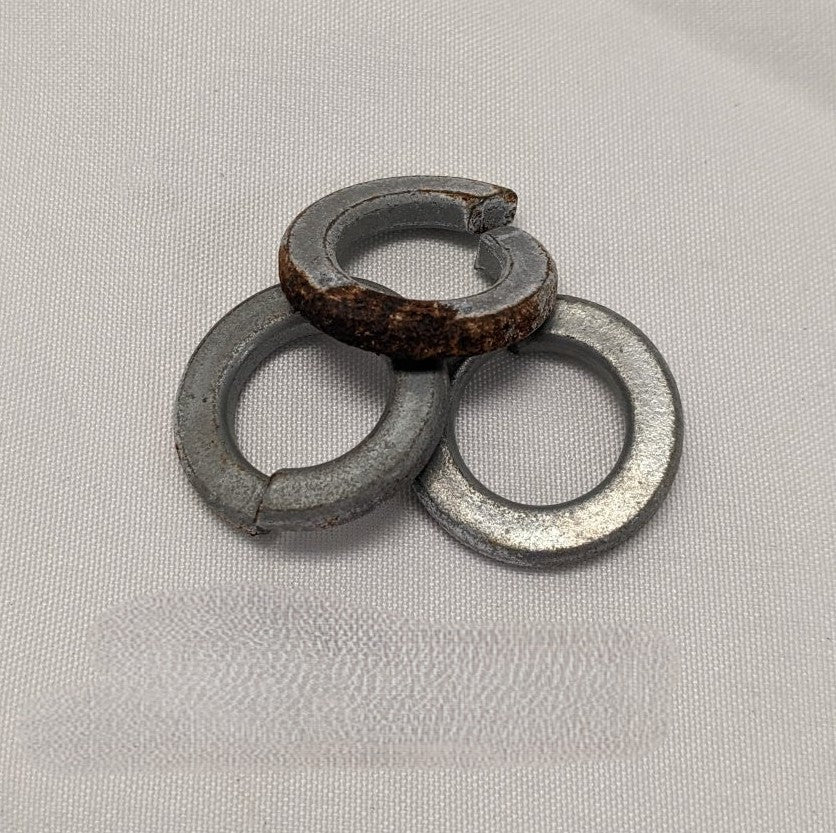 300 Galvanized Steel Split Lock Washers 1/2"