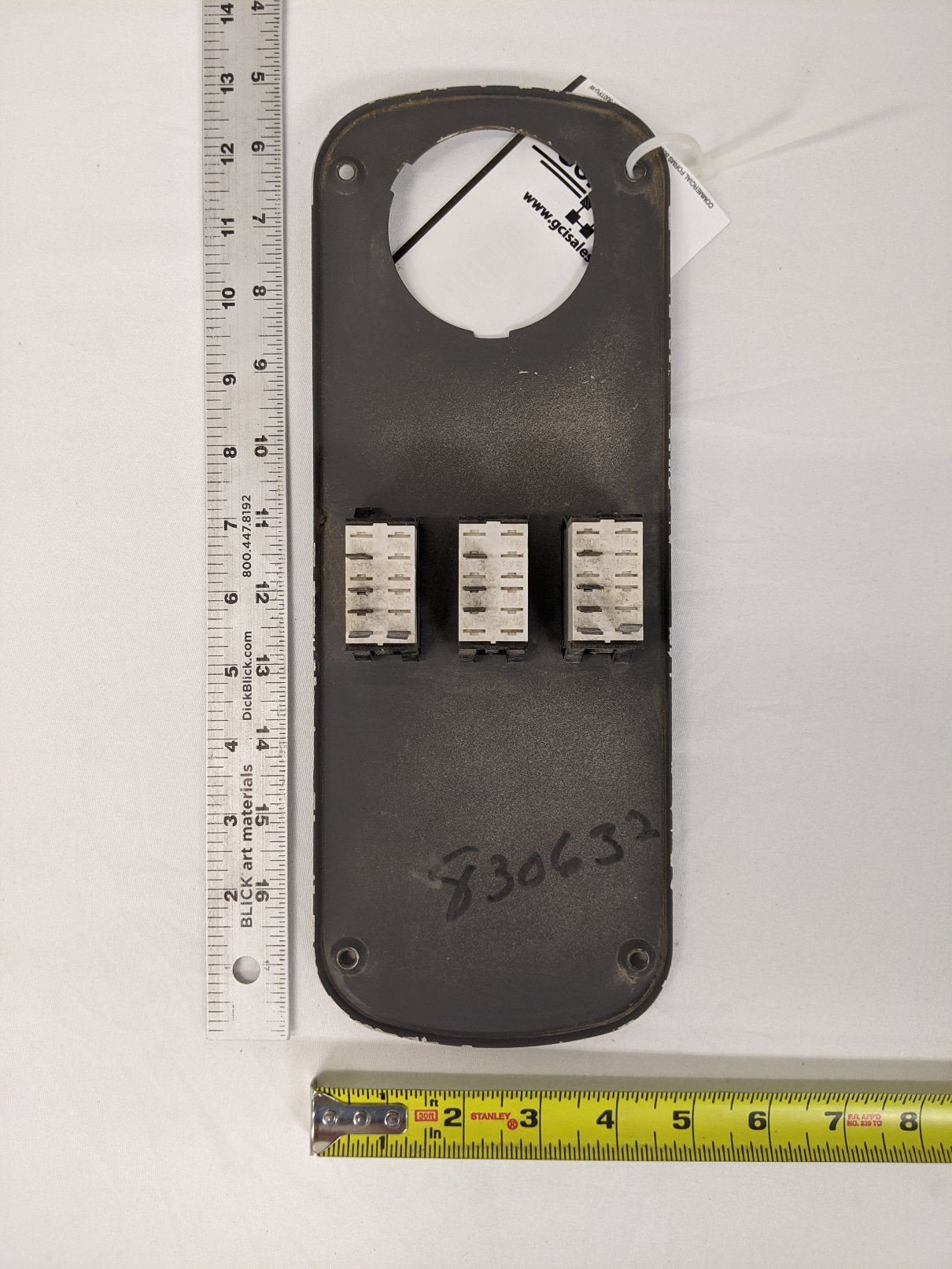 Used Freightliner Columbia Sleeper Lamp Switch Control Panel - P/N 22-43811-003