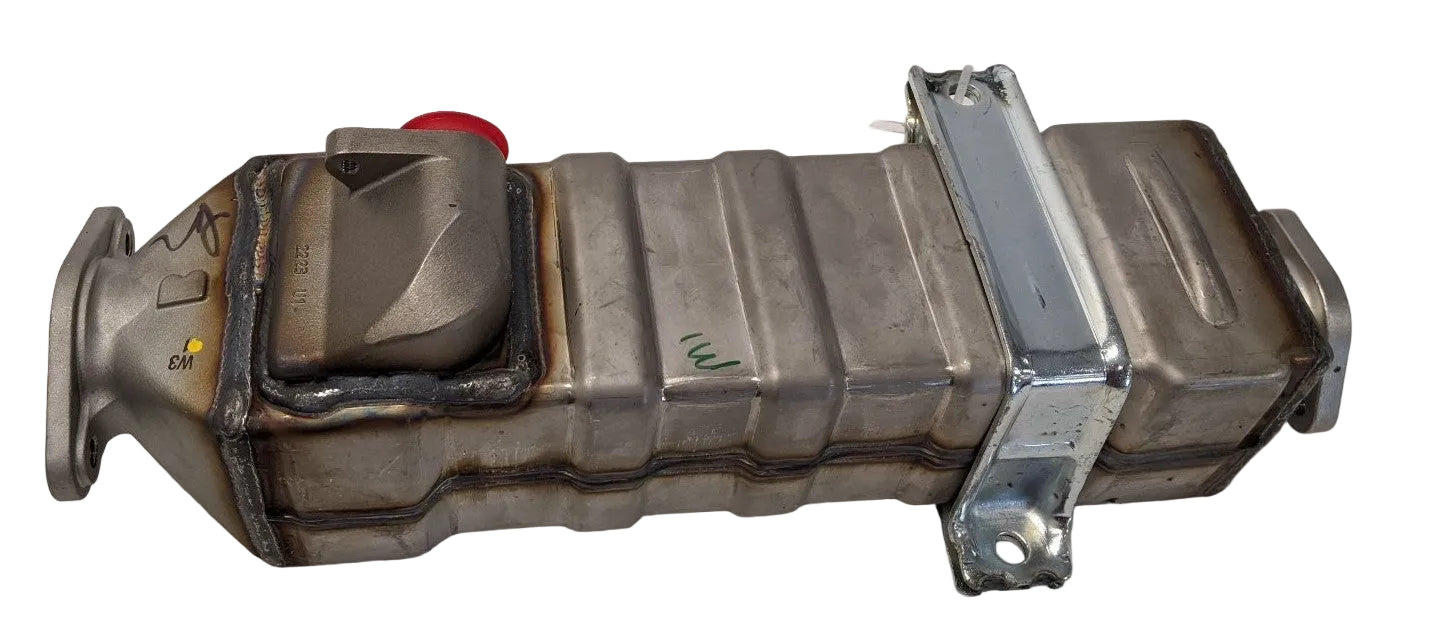 New Cummins ISB Exhaust Gas Recirculation (EGR) Cooler - P/N 5529387