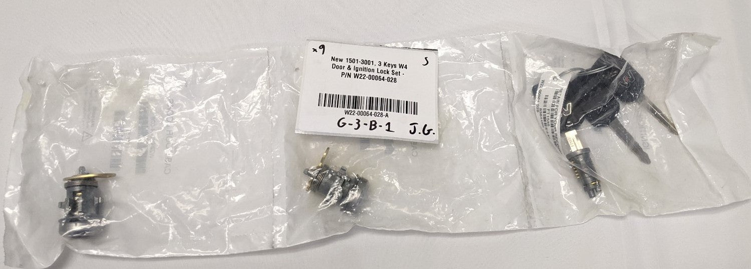 New 1501-3001, 3 Keys W4 Door & Ignition Lock Set - P/N W22-00064-028