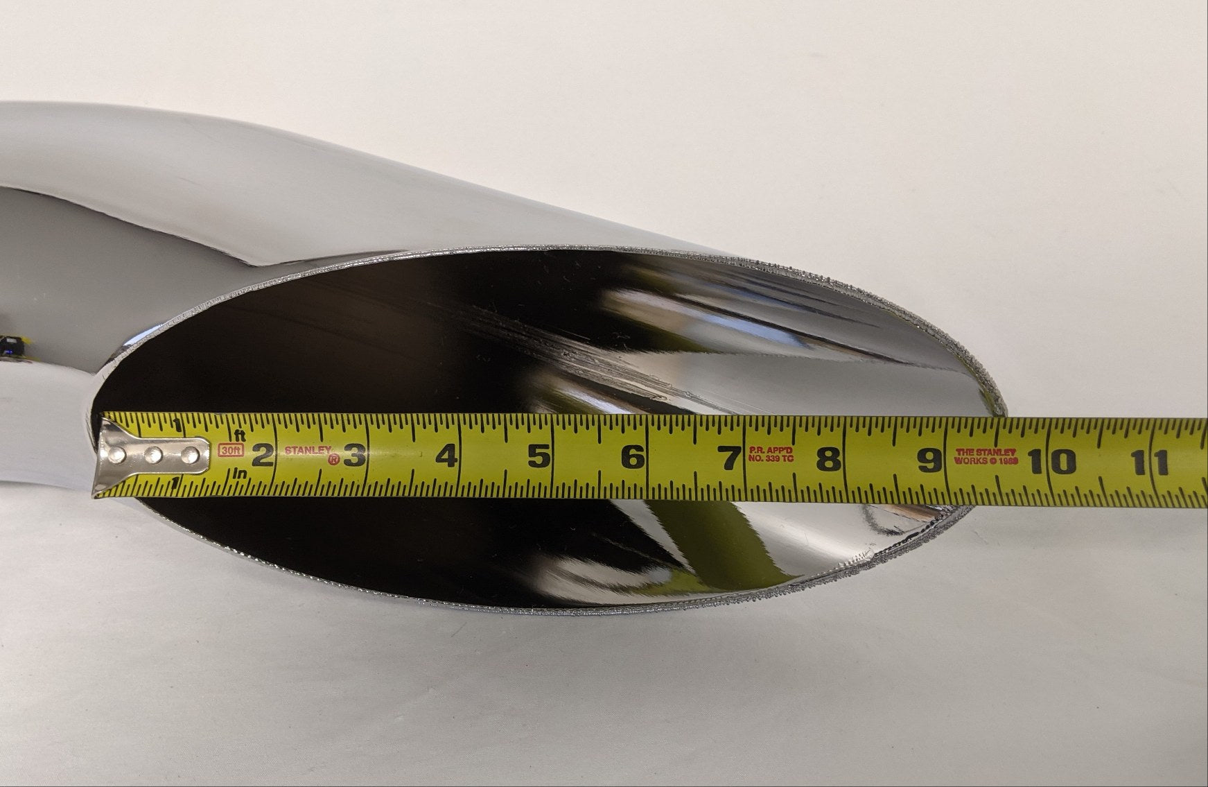 Freightliner 4"to 5" 30° Curved Stack Pipe - P/N  04-31813-026 (6831068315734)