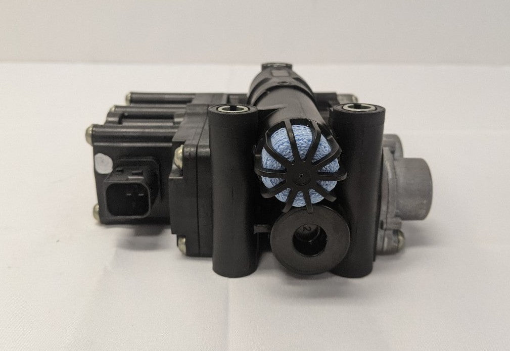 Wabco Air Ride Suspension Solenoid Valve | A0013271325