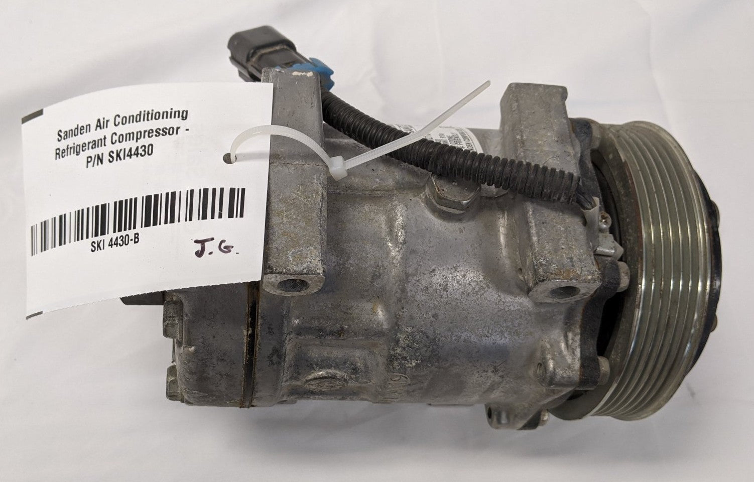 Sanden Air Conditioning Refrigerant Compressor - P/N SKI4430