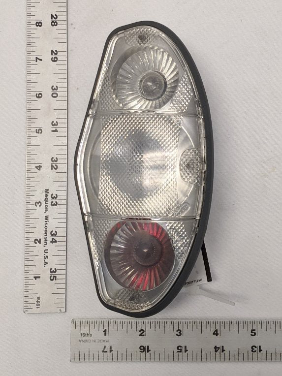 Used Freightliner Cascadia 125 Light Lamp - P/N 1-INJ-538-101