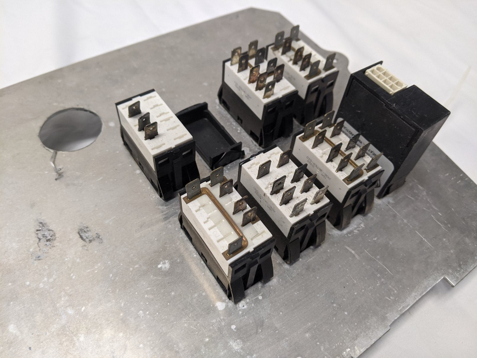 Used Freightliner Columbia Auxiliary Dash Instrument Panel - P/N 22-45867-010