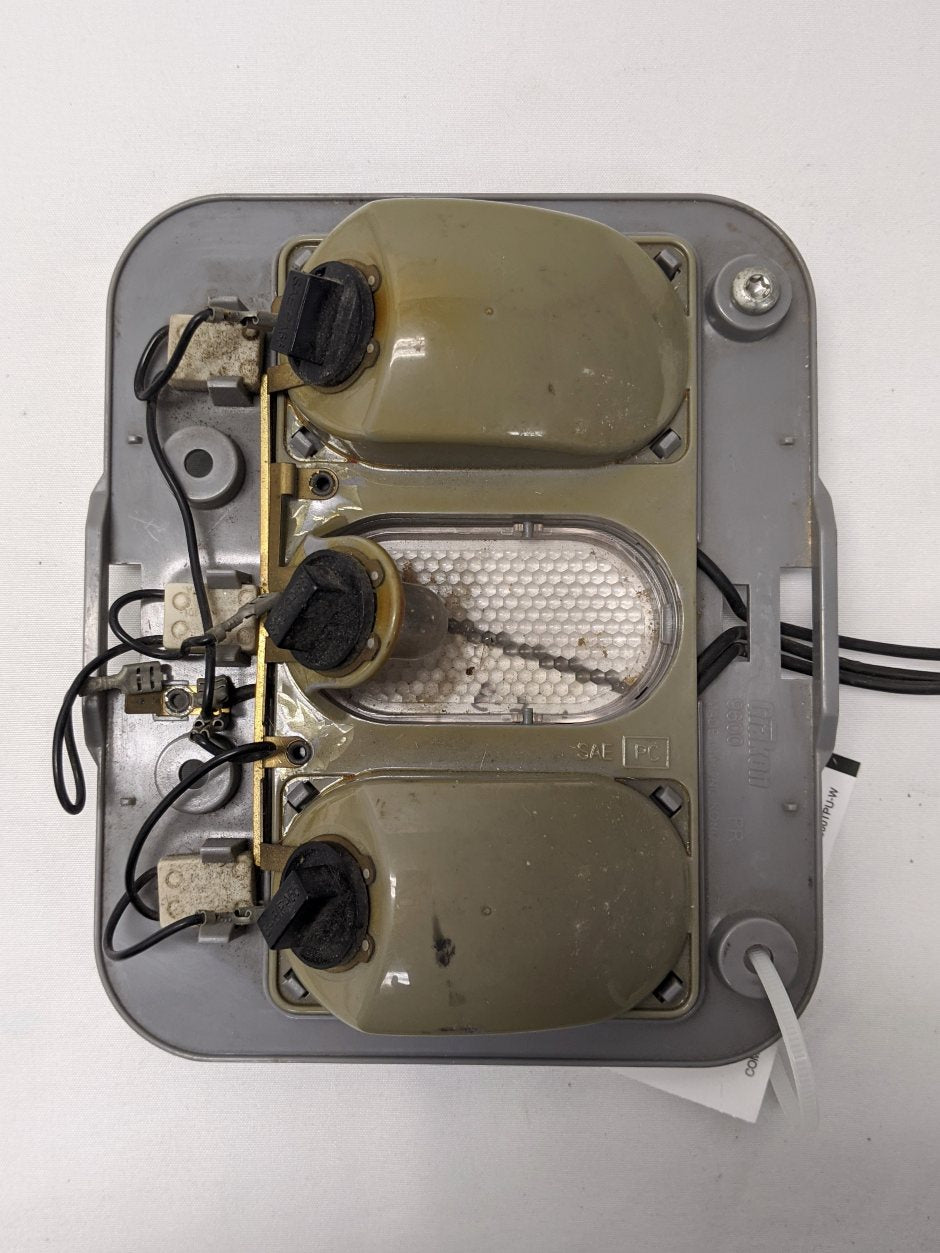 Used Freightliner Grakon Three Piece Dome Light - P/N 22-46662-000