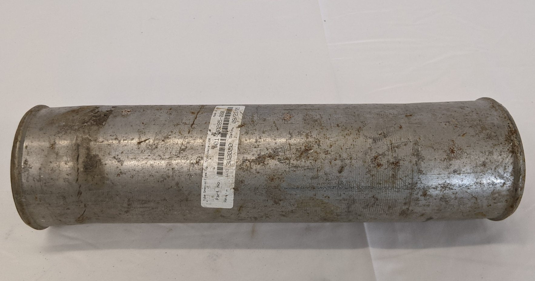 Used Freightliner Columbia 4" RH Charge Air Cooler Tube - P/N 01-30285-000 (10041191760188)